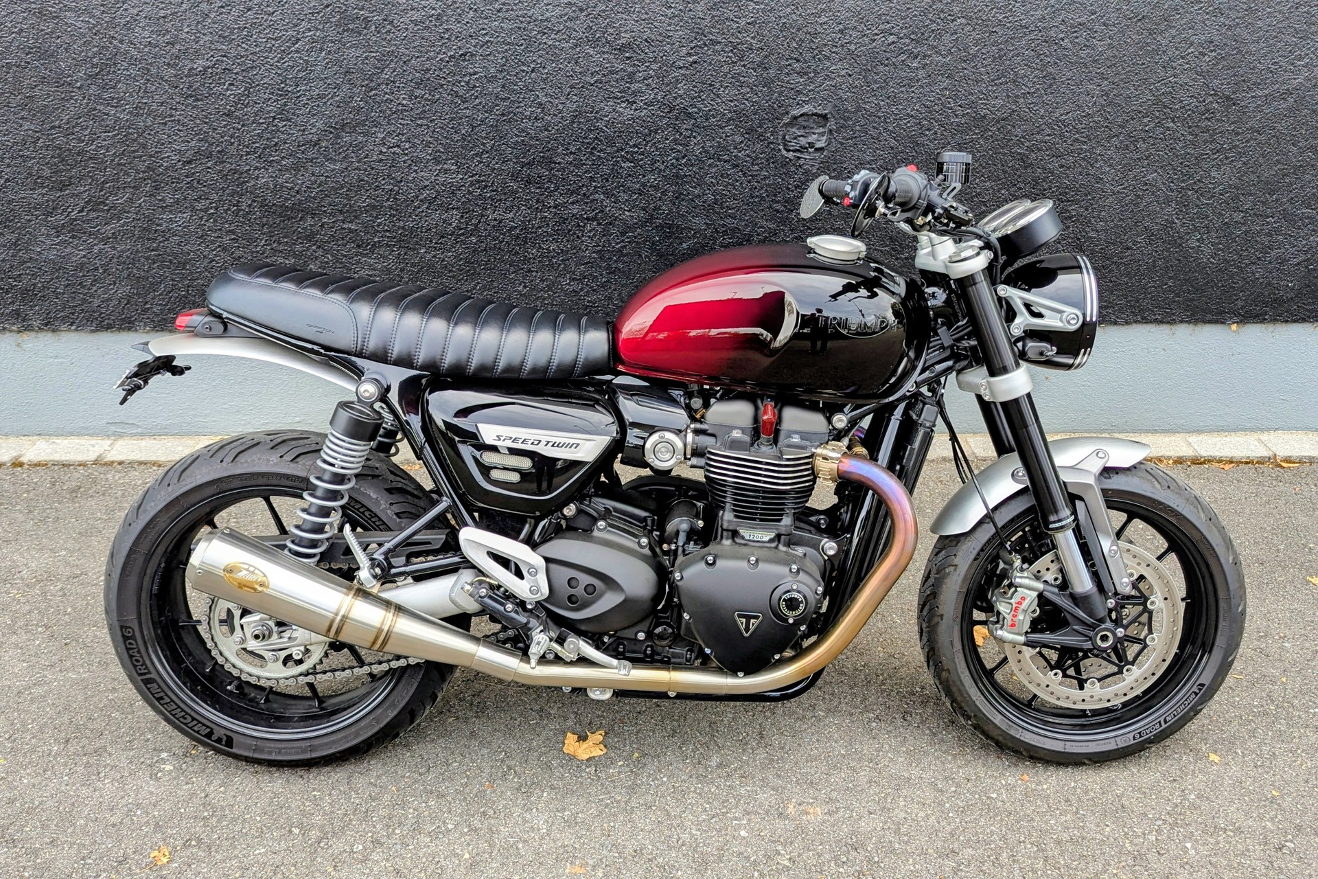 TRIUMPH Speed Twin 1200