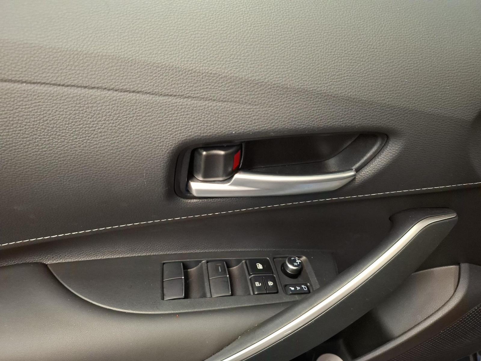 TOYOTA Corolla Touring Sports 2.0 HSD Trend-image-17
