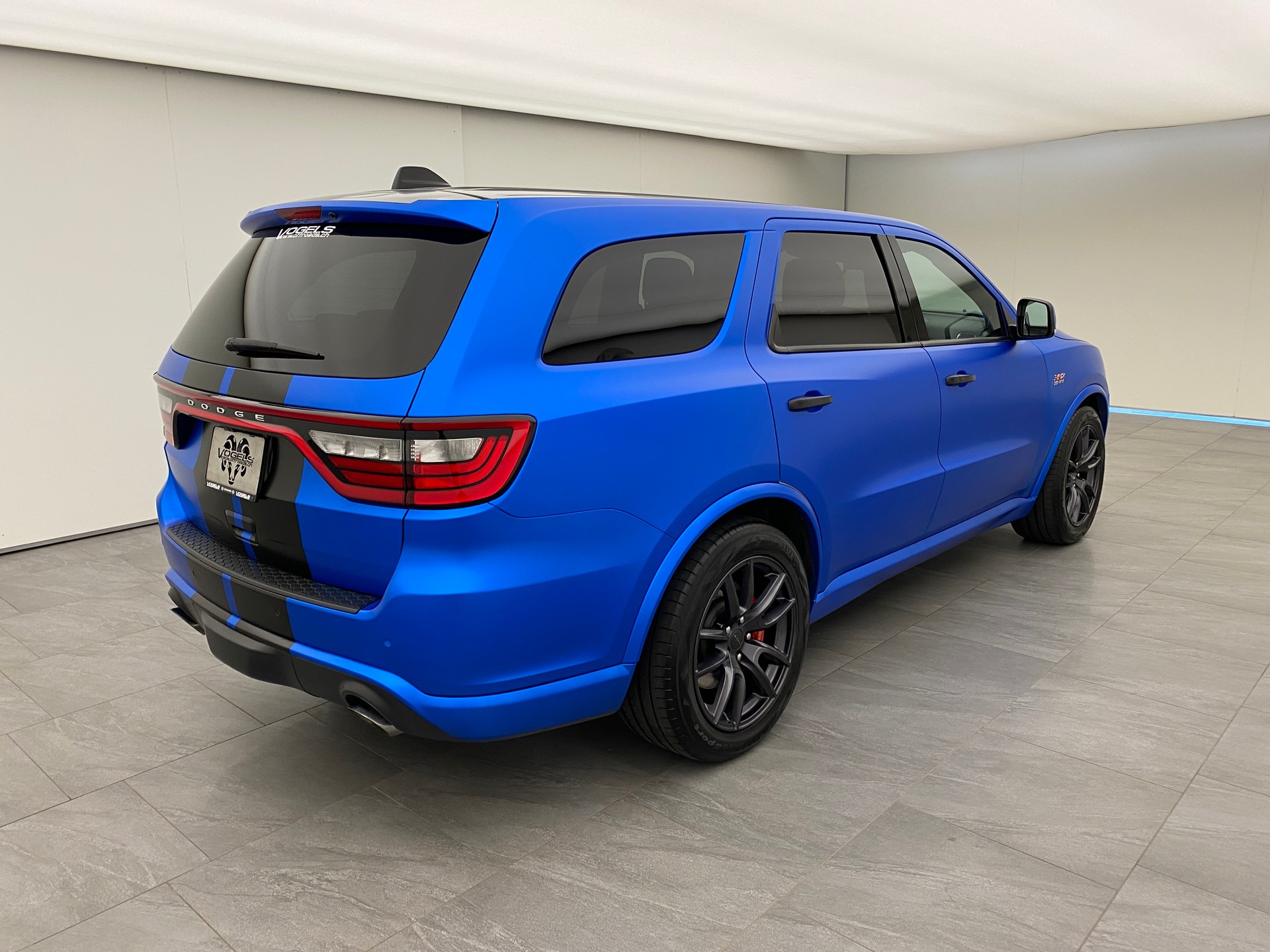 DODGE Durango SRT 6.4 AWD-image-3