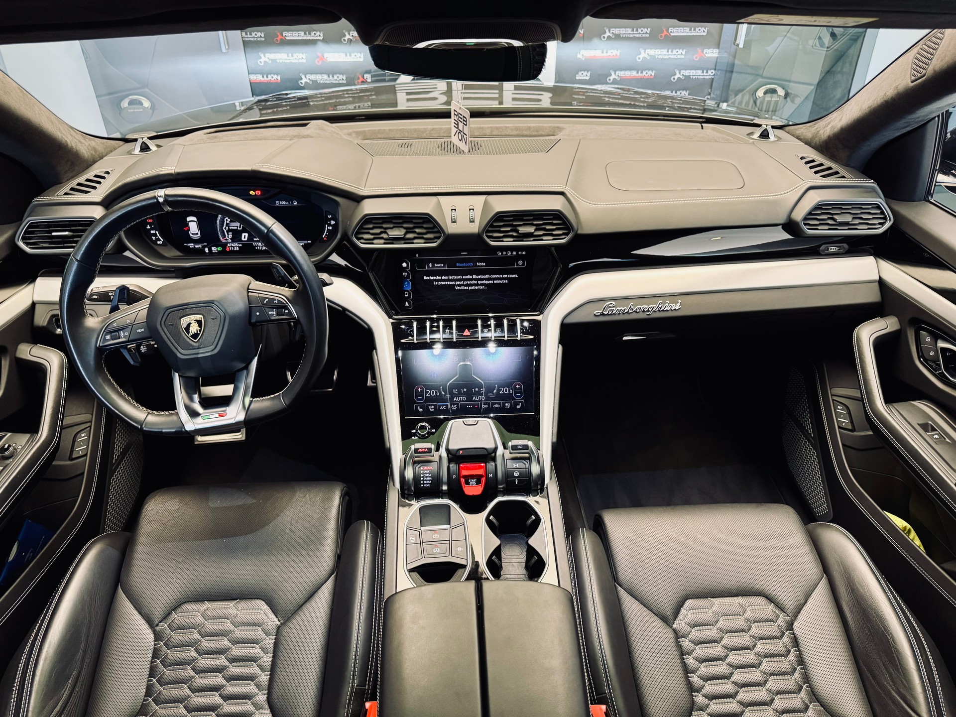 LAMBORGHINI Urus E-Gear-image-11