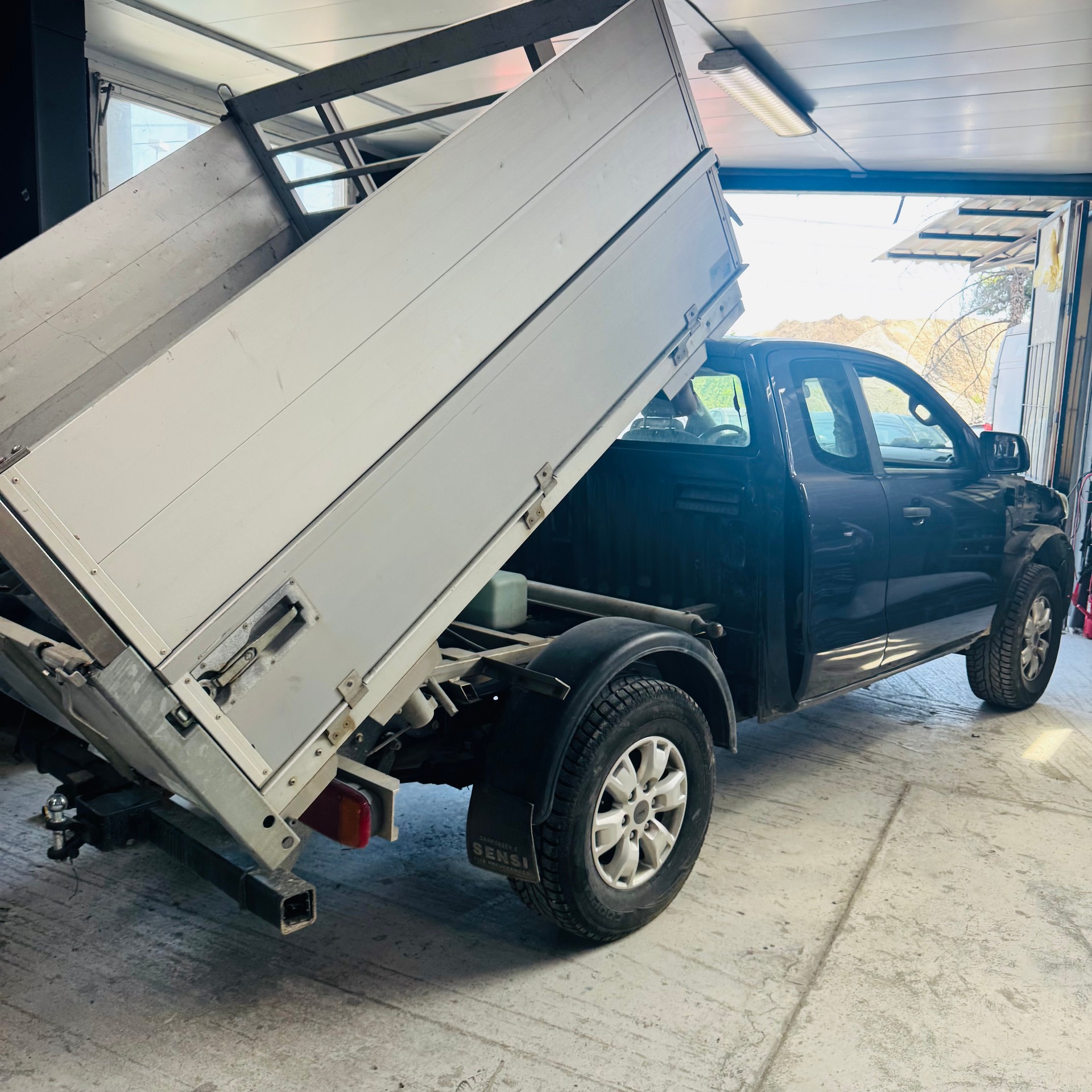 FORD RANGER-image-3