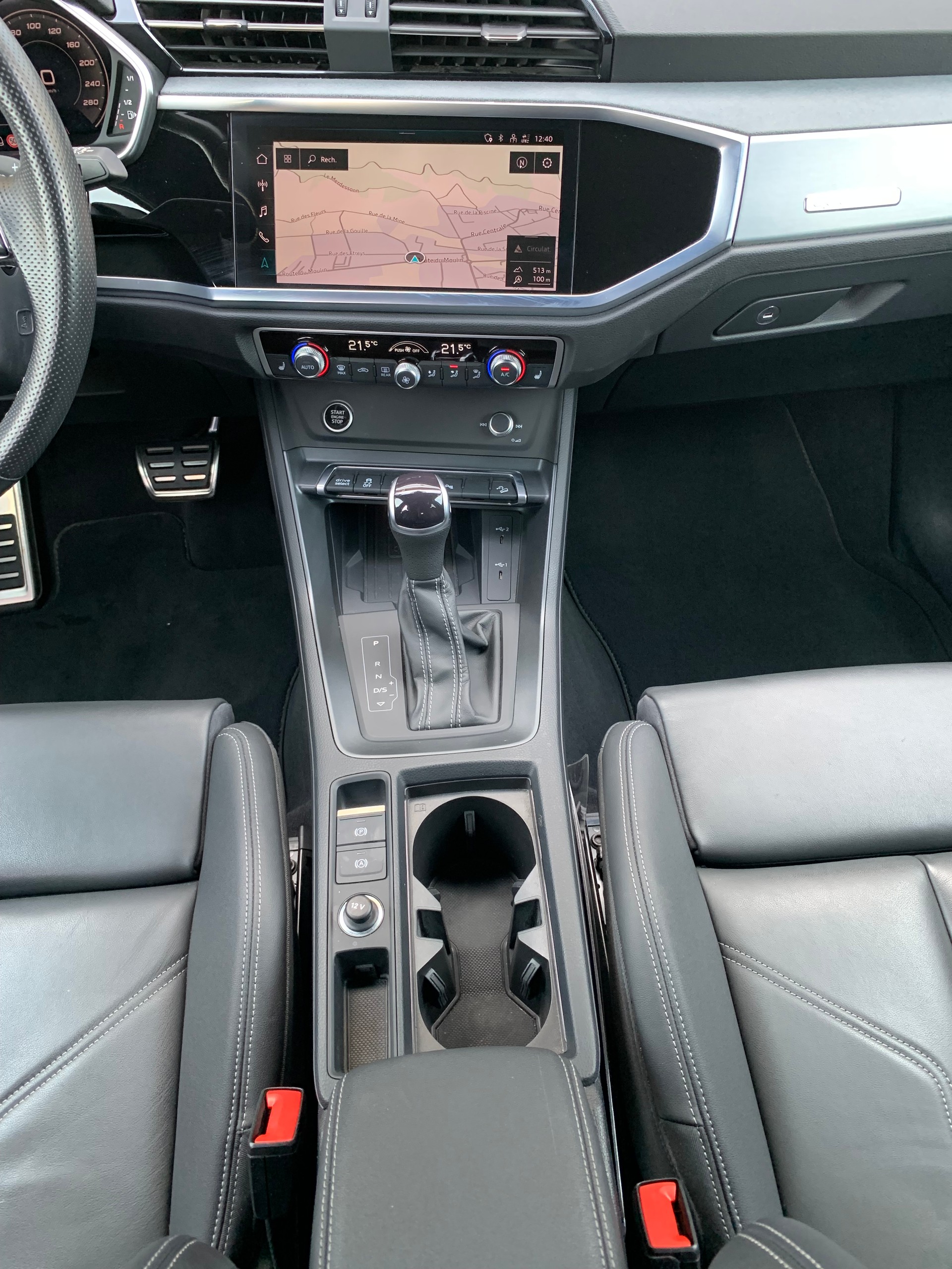 AUDI Q3 Sportback 40 TFSI S line quattro S-tronic-image-19