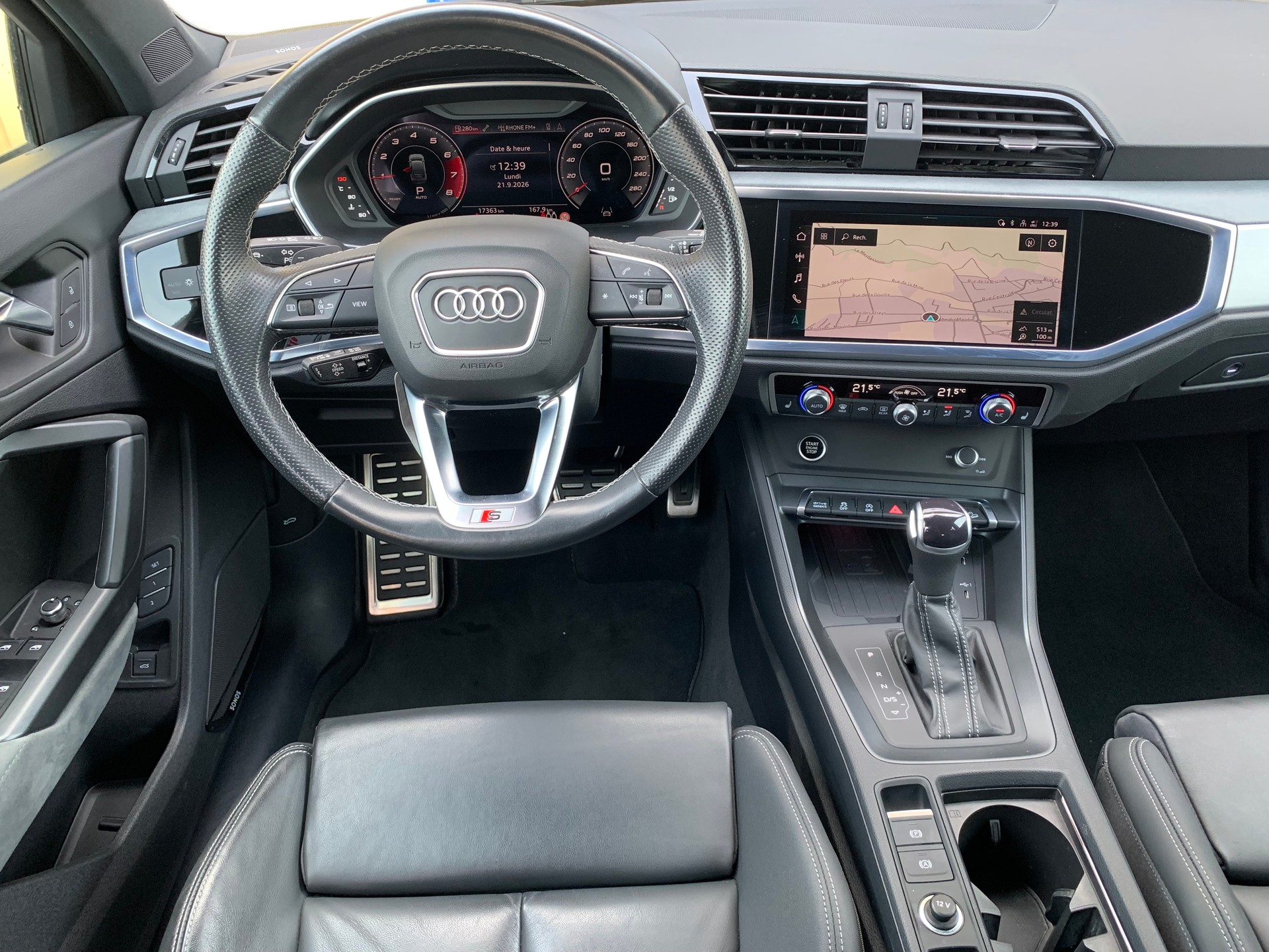 AUDI Q3 Sportback 40 TFSI S line quattro S-tronic-image-18
