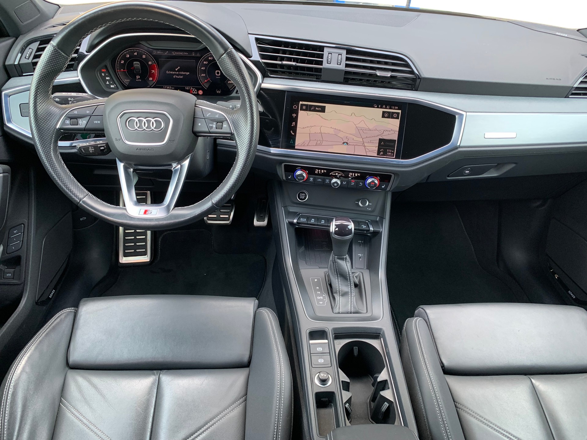 AUDI Q3 Sportback 40 TFSI S line quattro S-tronic-image-17
