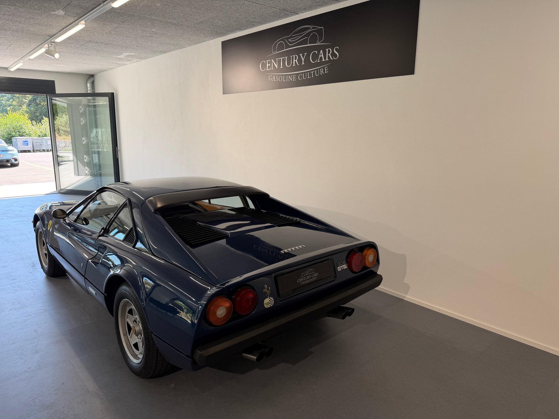 FERRARI GTBi-image-2