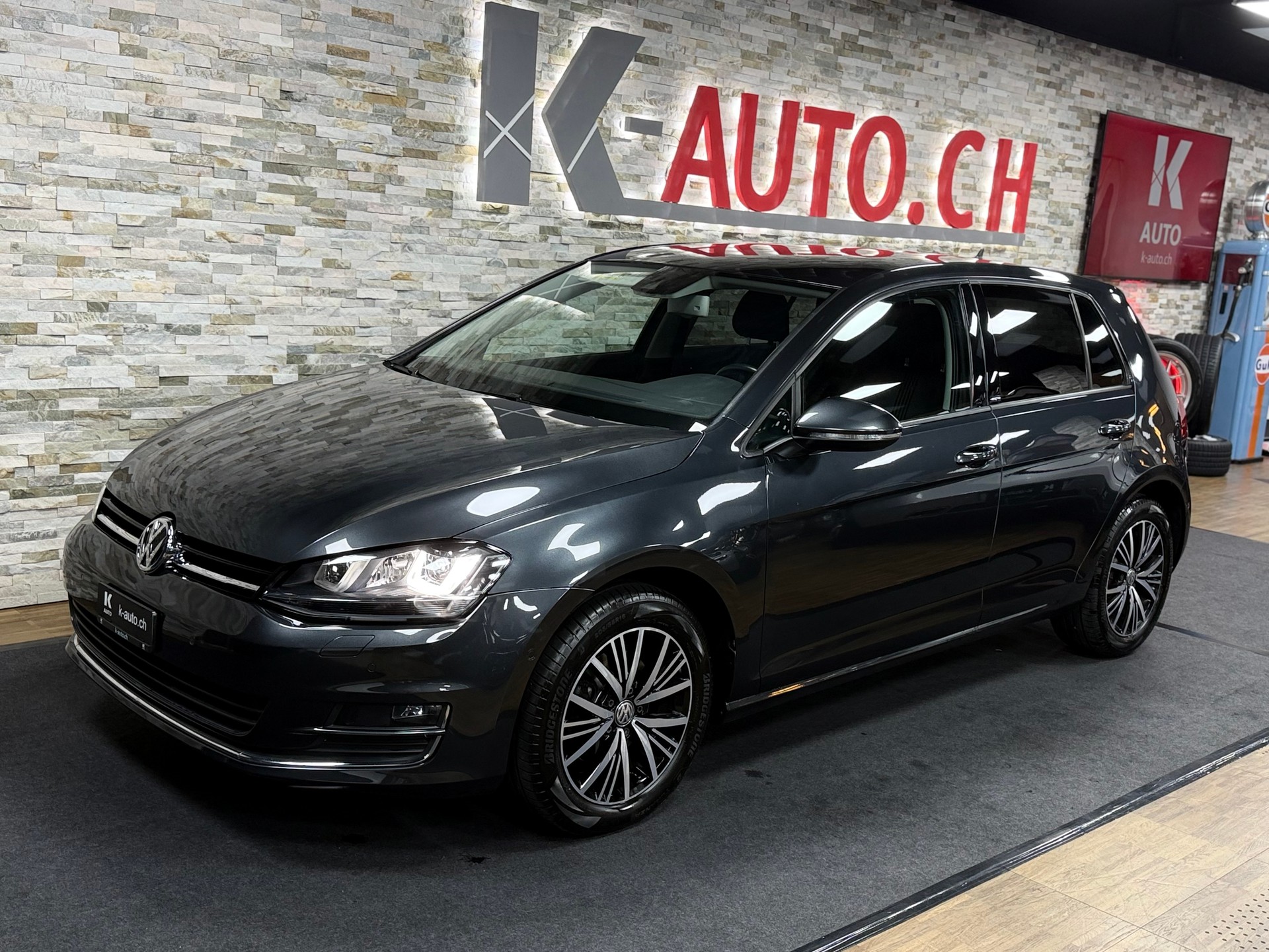 VW Golf 2.0 TDI Allstar DSG-image-1