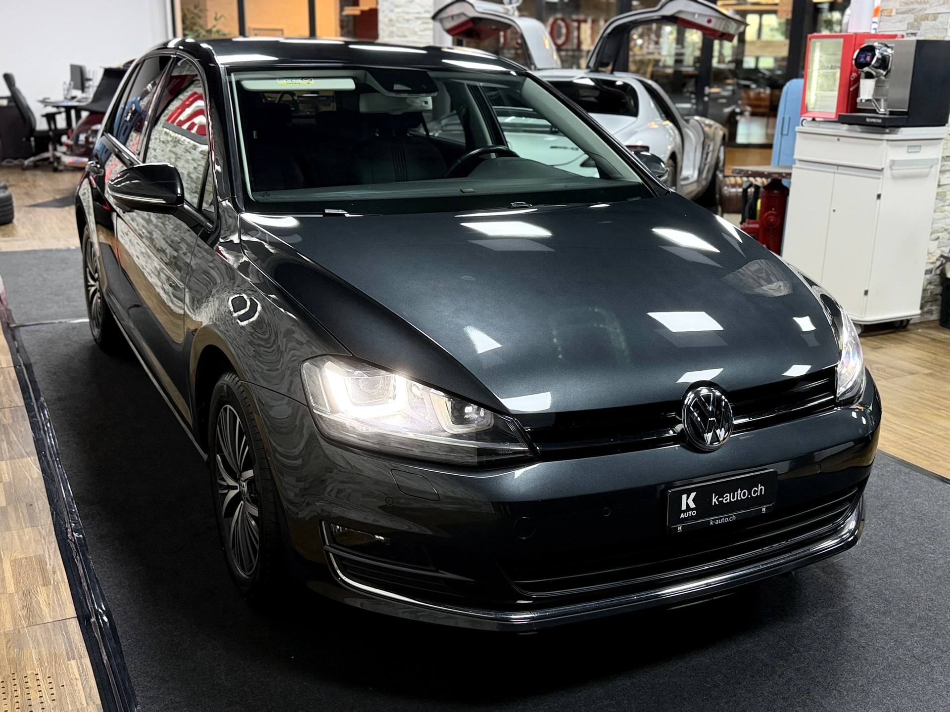 VW Golf 2.0 TDI Allstar DSG-image-6