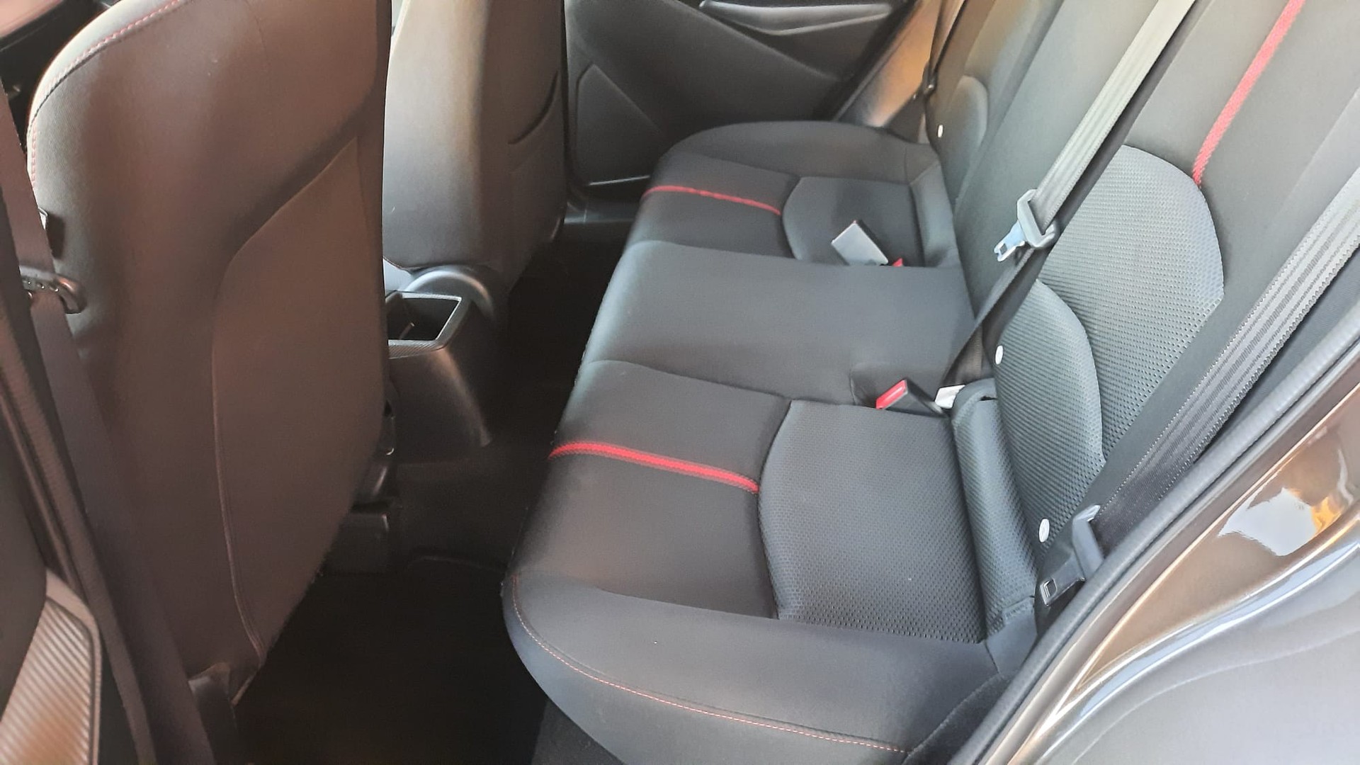 MAZDA 2 1.5i 16V Skyactiv-G Revolution Drive-image-4