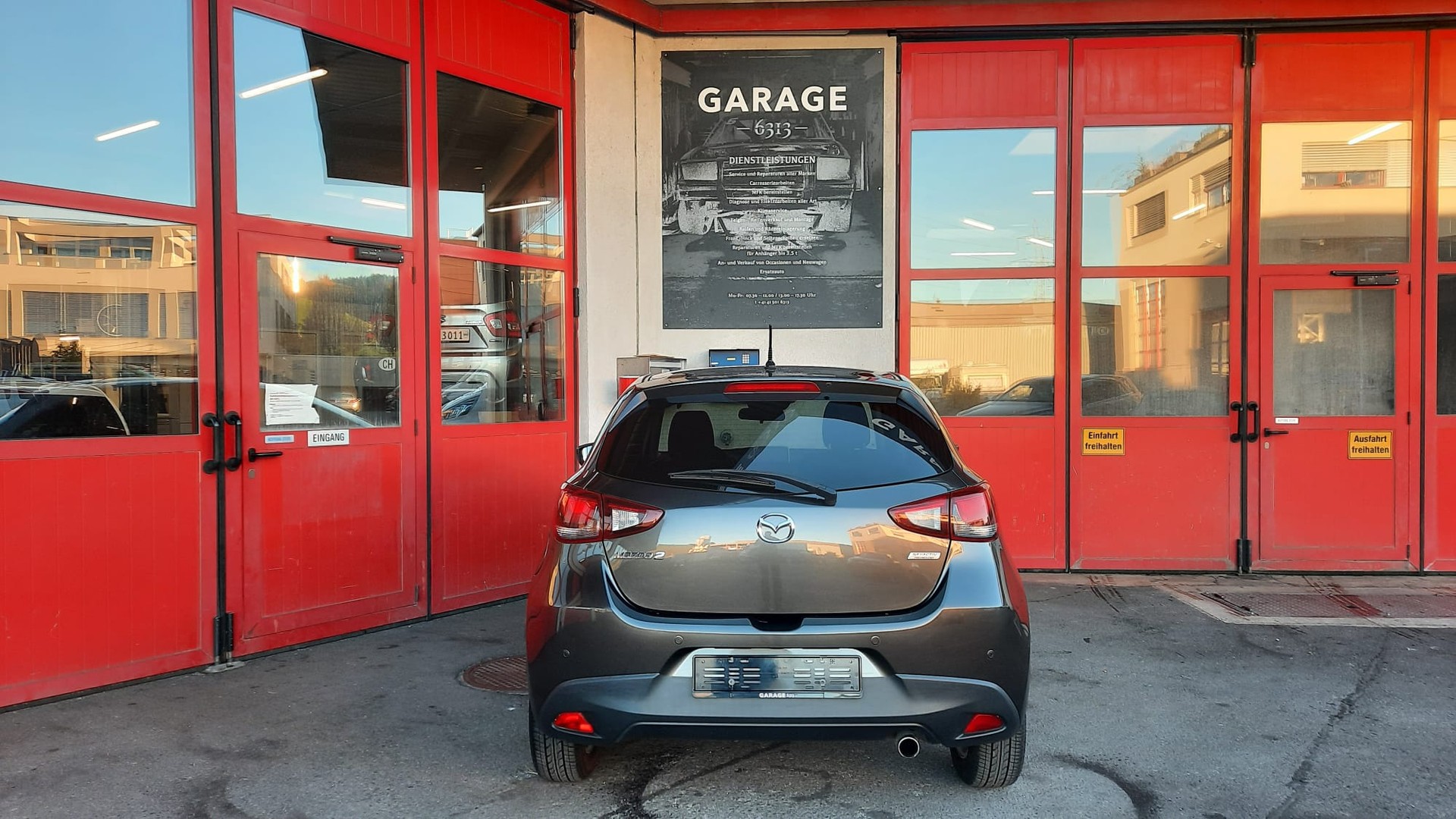MAZDA 2 1.5i 16V Skyactiv-G Revolution Drive-image-2