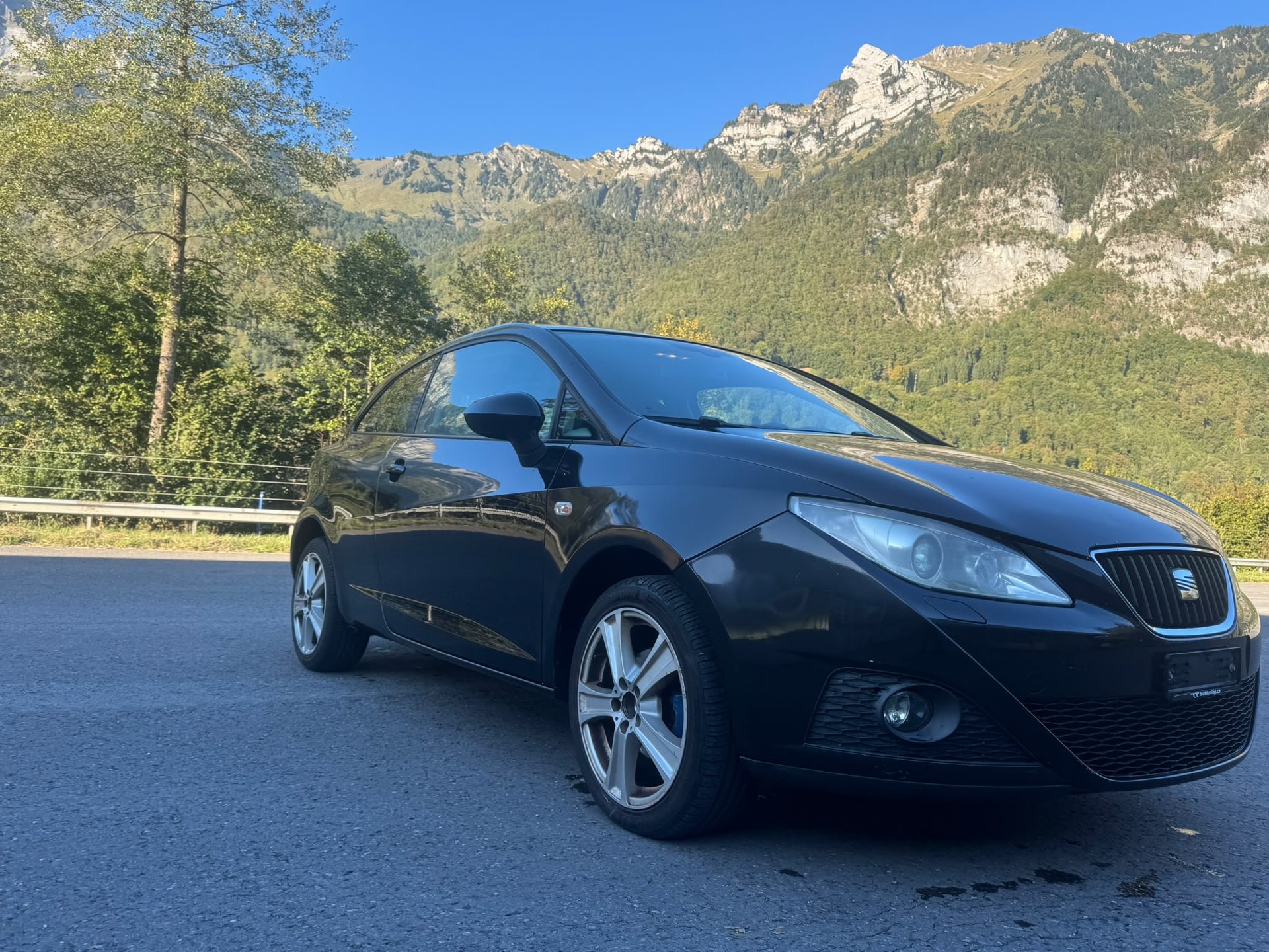 SEAT Ibiza SC 1.6 Sport-image-2