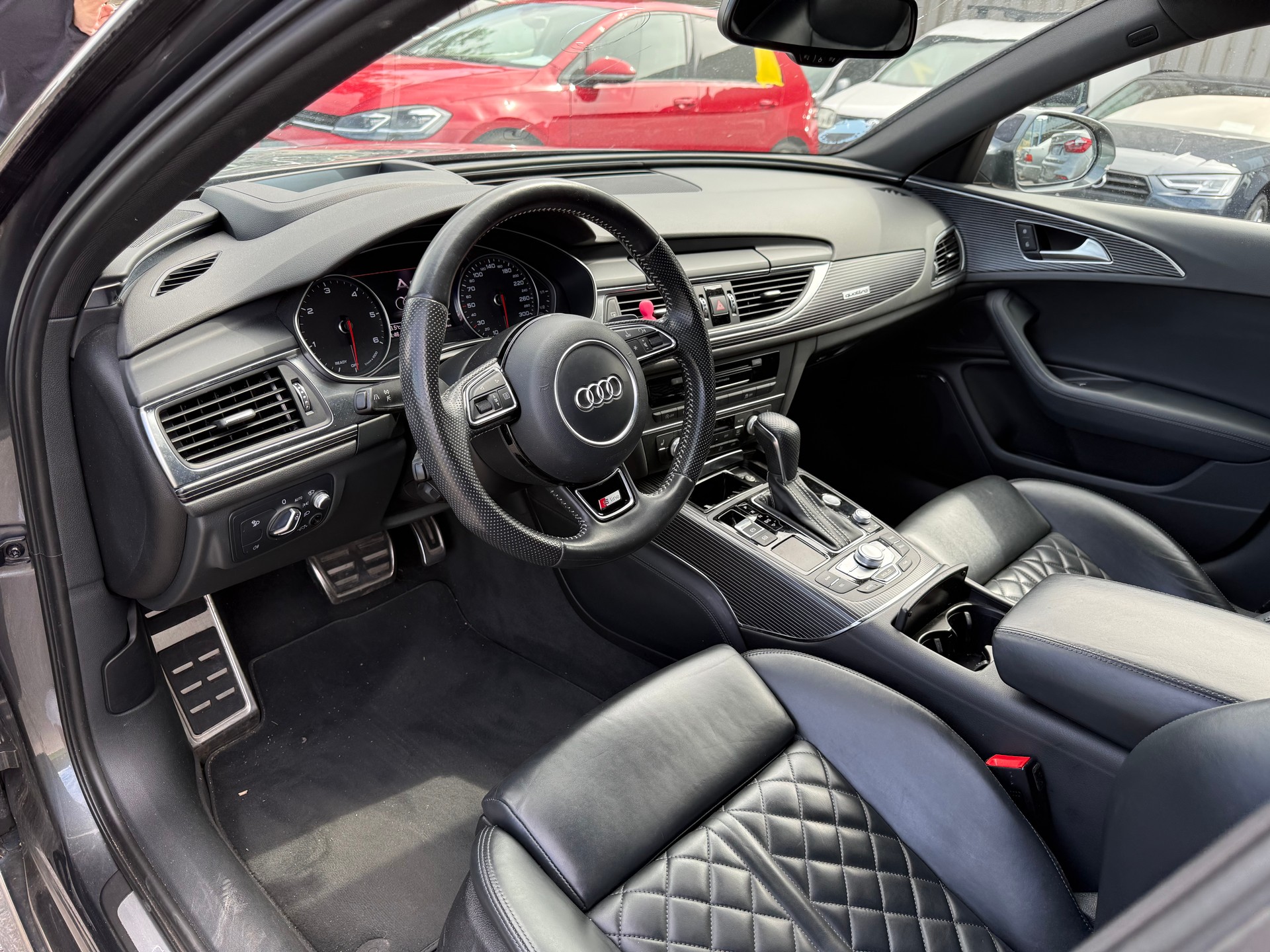 AUDI A6 Avant 3.0 TDI V6 quattro S-tronic *Hagelschaden*-image-11