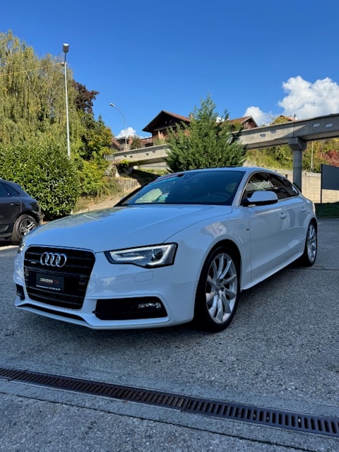 AUDI A5 Sportback 2.0 TFSI quattro S-tronic-showroom-element-1