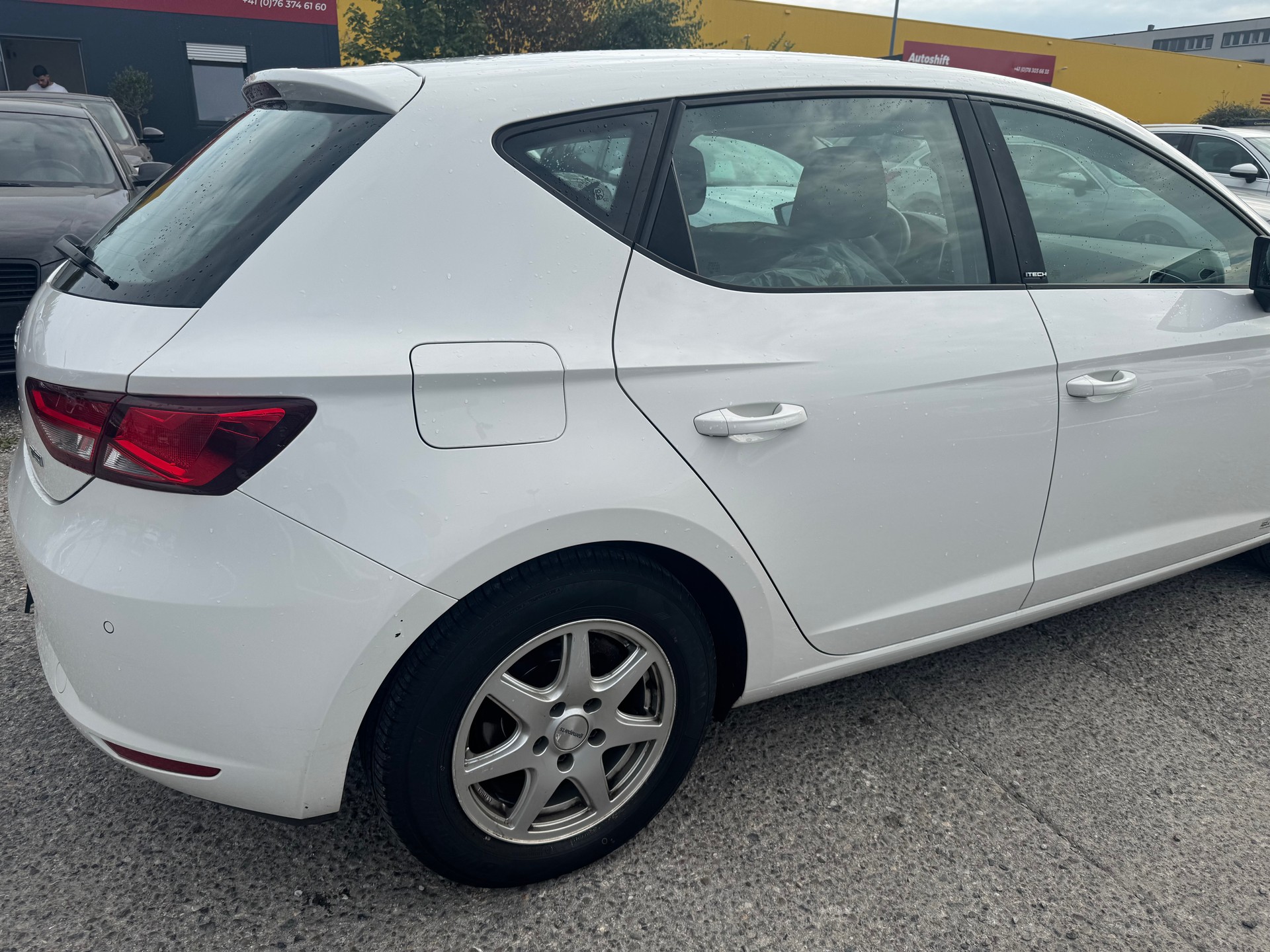 SEAT Leon 1.4 TSI Style ITECH-image-4