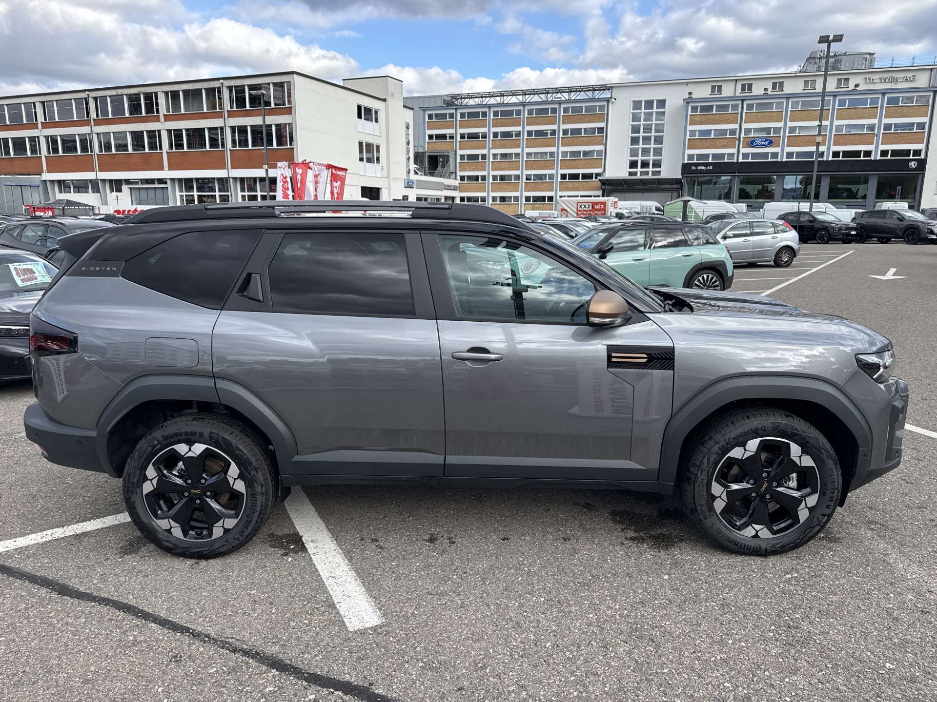 DACIA Bigster HEV 155 Extreme Automat-image-10