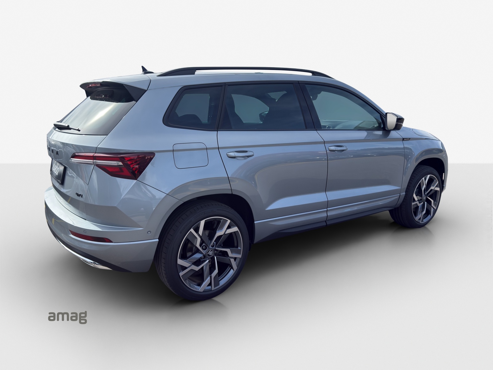 SKODA Karoq 2.0 TSI SportLine 4x4 DSG-image-4