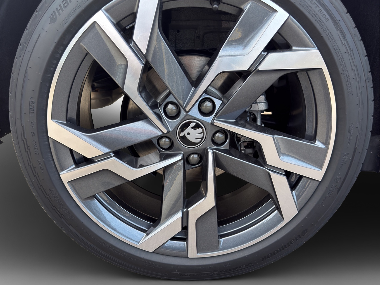 SKODA Karoq 2.0 TSI SportLine 4x4 DSG-image-13