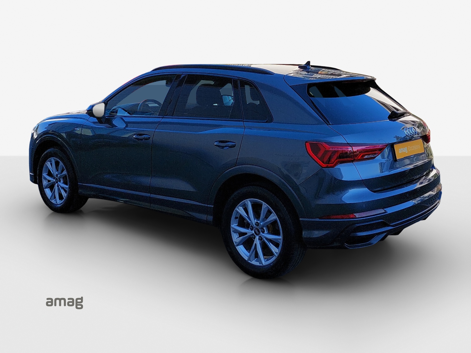AUDI Q3 35 TFSI S line Attraction S-tronic-image-2