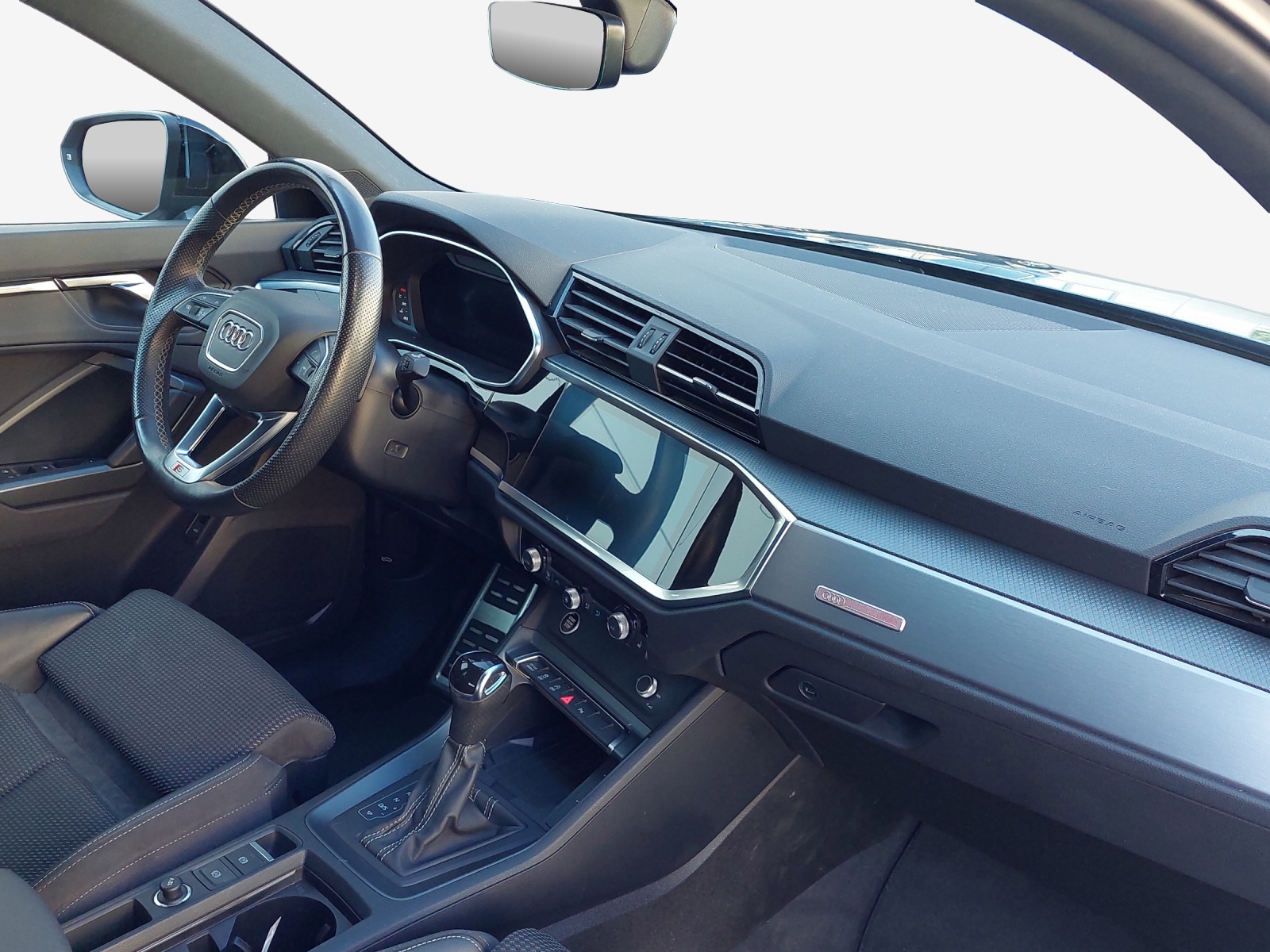 AUDI Q3 35 TFSI S line Attraction S-tronic-image-14