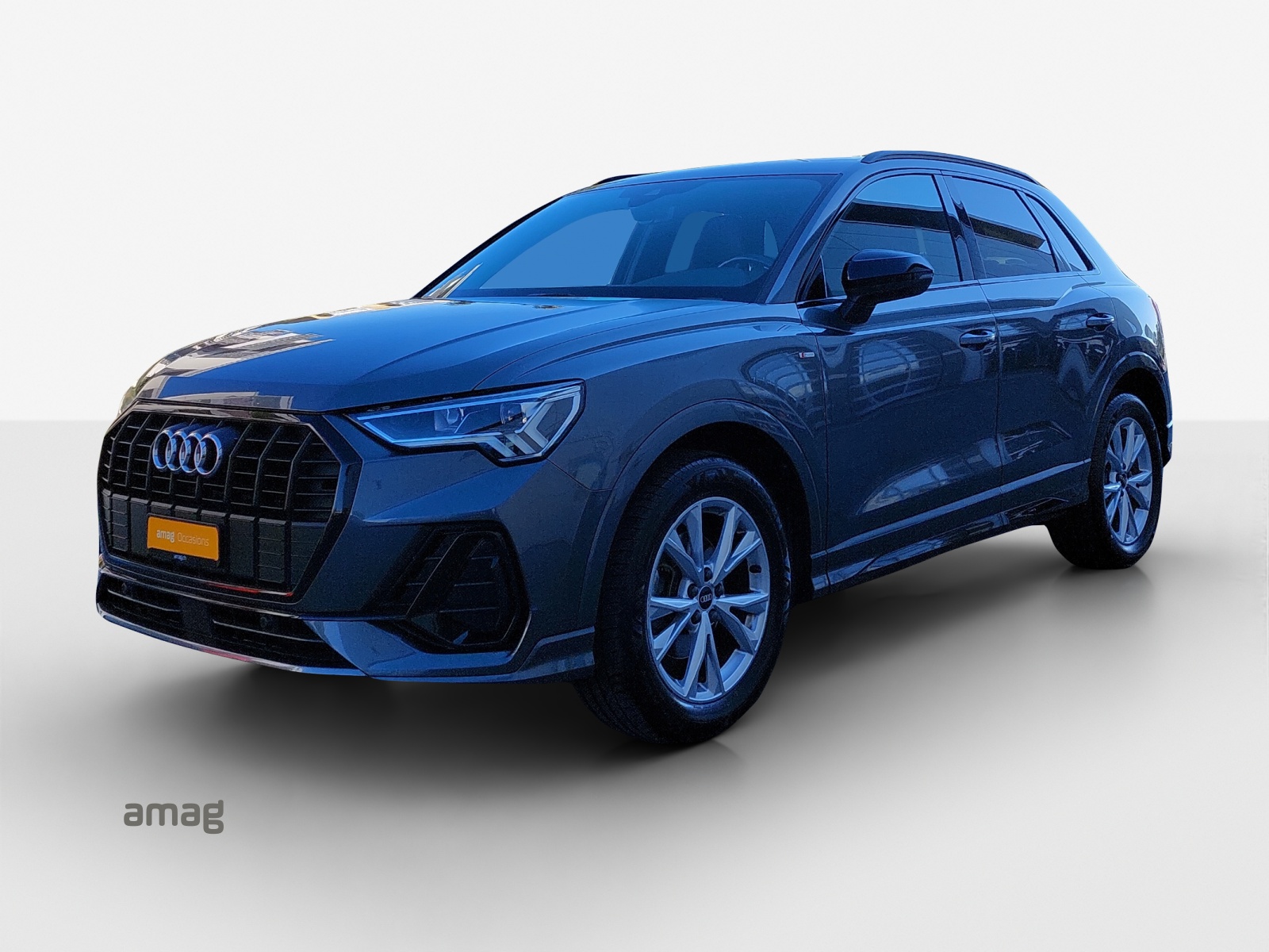 AUDI Q3 35 TFSI S line Attraction S-tronic-image-0