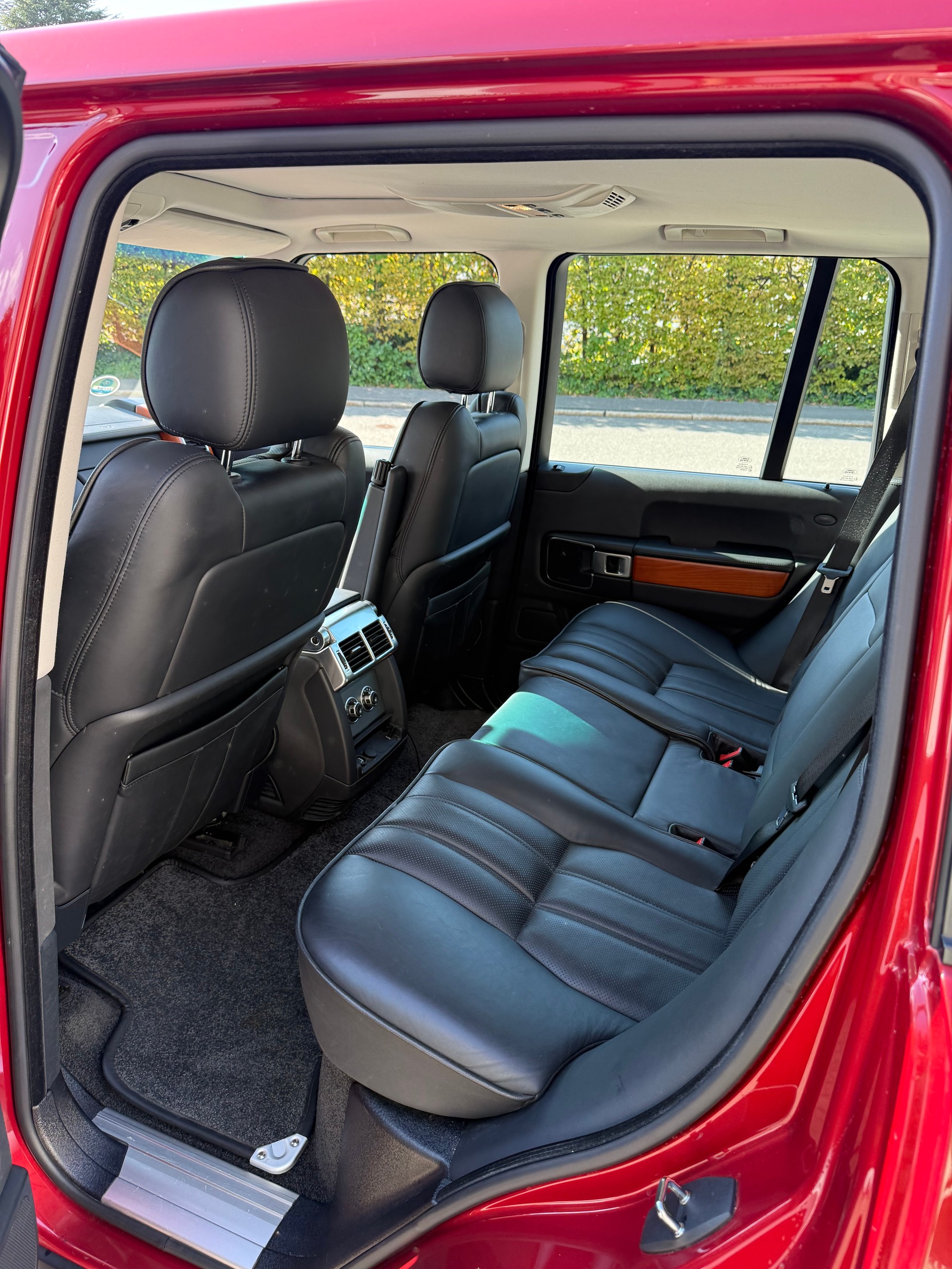 LAND ROVER 3.6 TDV8 HSE-image-5