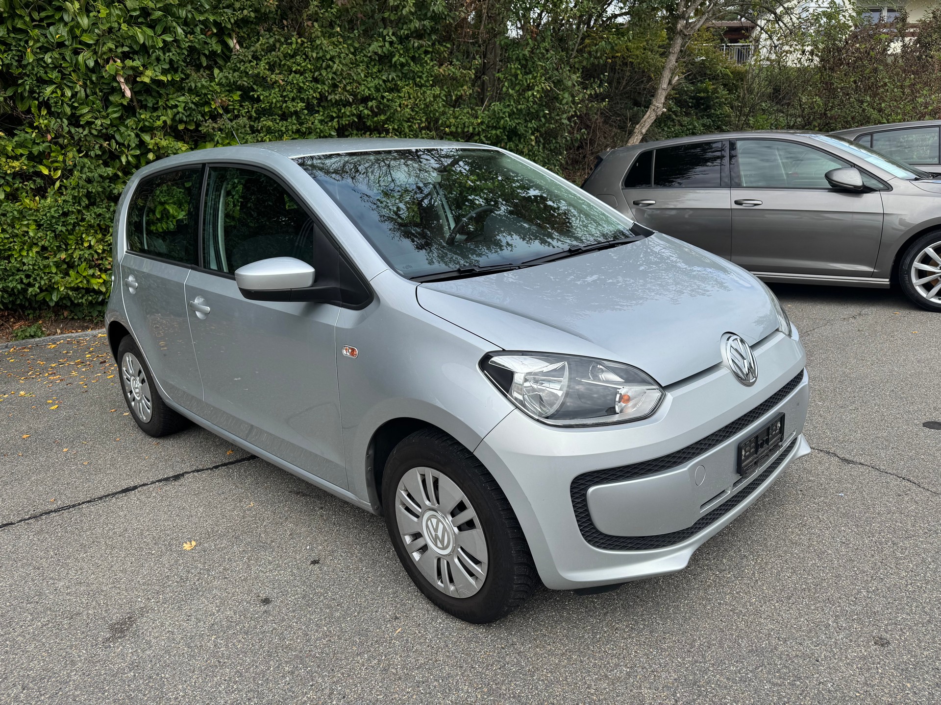 VW Up 1.0 move up-image-0