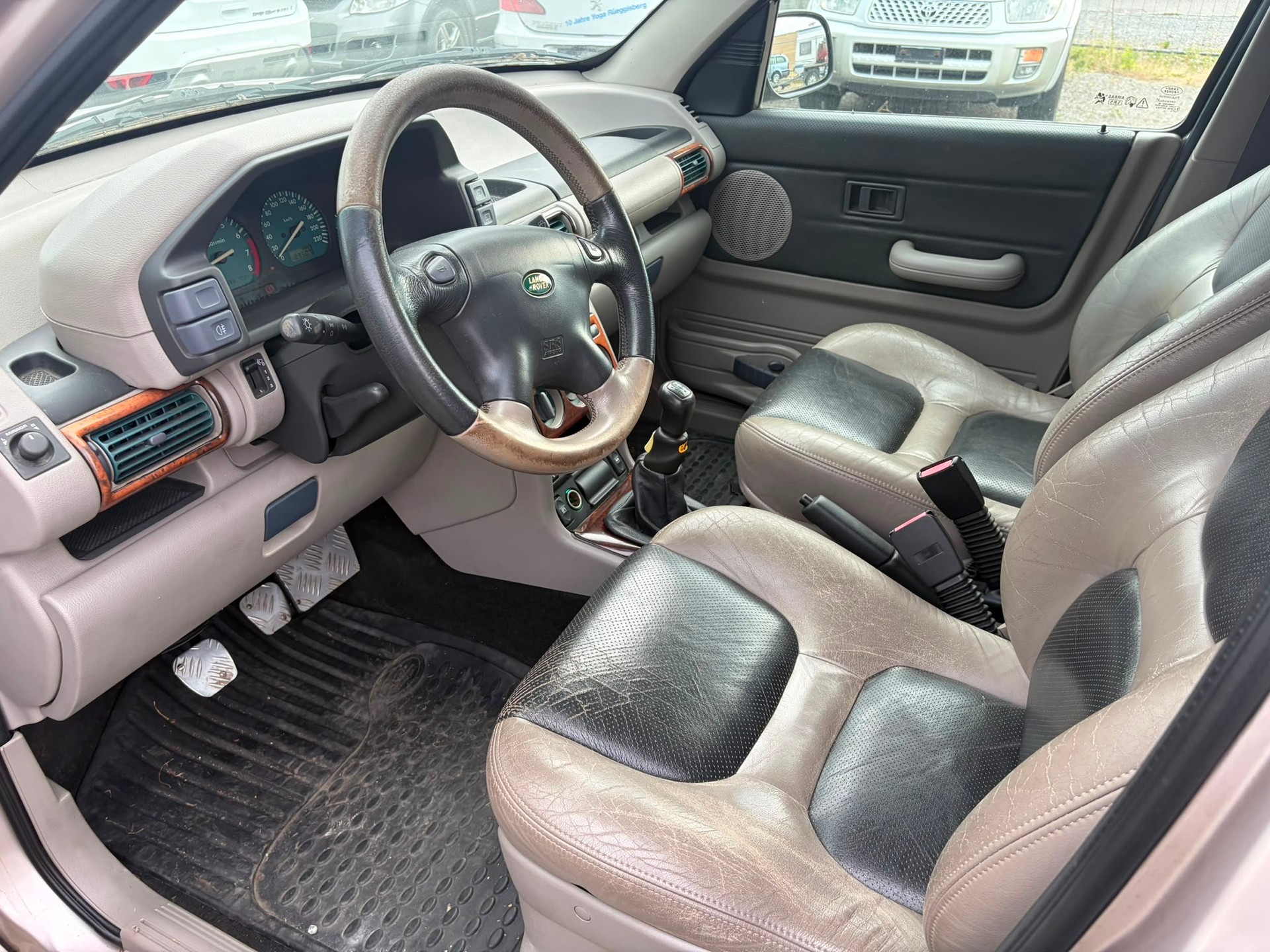 LAND ROVER Freelander 1.8i Wagon-image-12