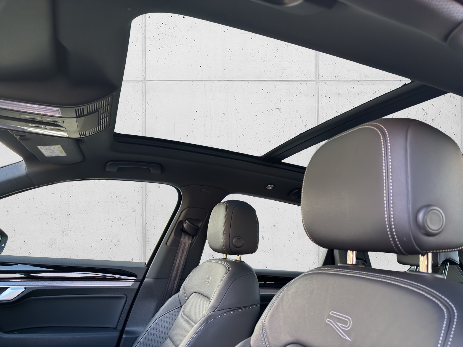 VW Touareg 3.0 TDI R Line Tiptronic mit AHK, Sitzbelüftung & Panorama-Ausstell-/Schiebedach-image-26