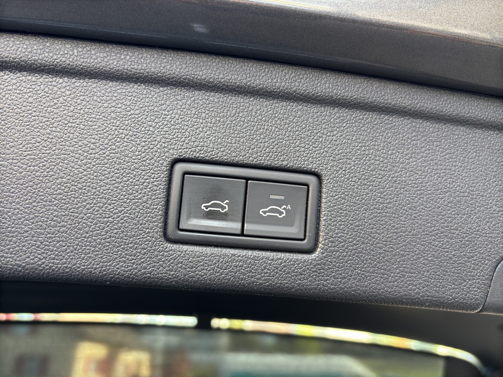 VW Touareg 3.0 TDI R Line Tiptronic mit AHK, Sitzbelüftung & Panorama-Ausstell-/Schiebedach-image-8