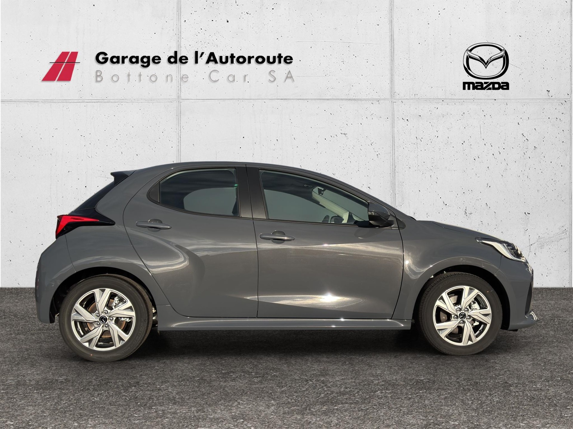 MAZDA 2 1.5 Hybrid Exclusive-Line-image-5