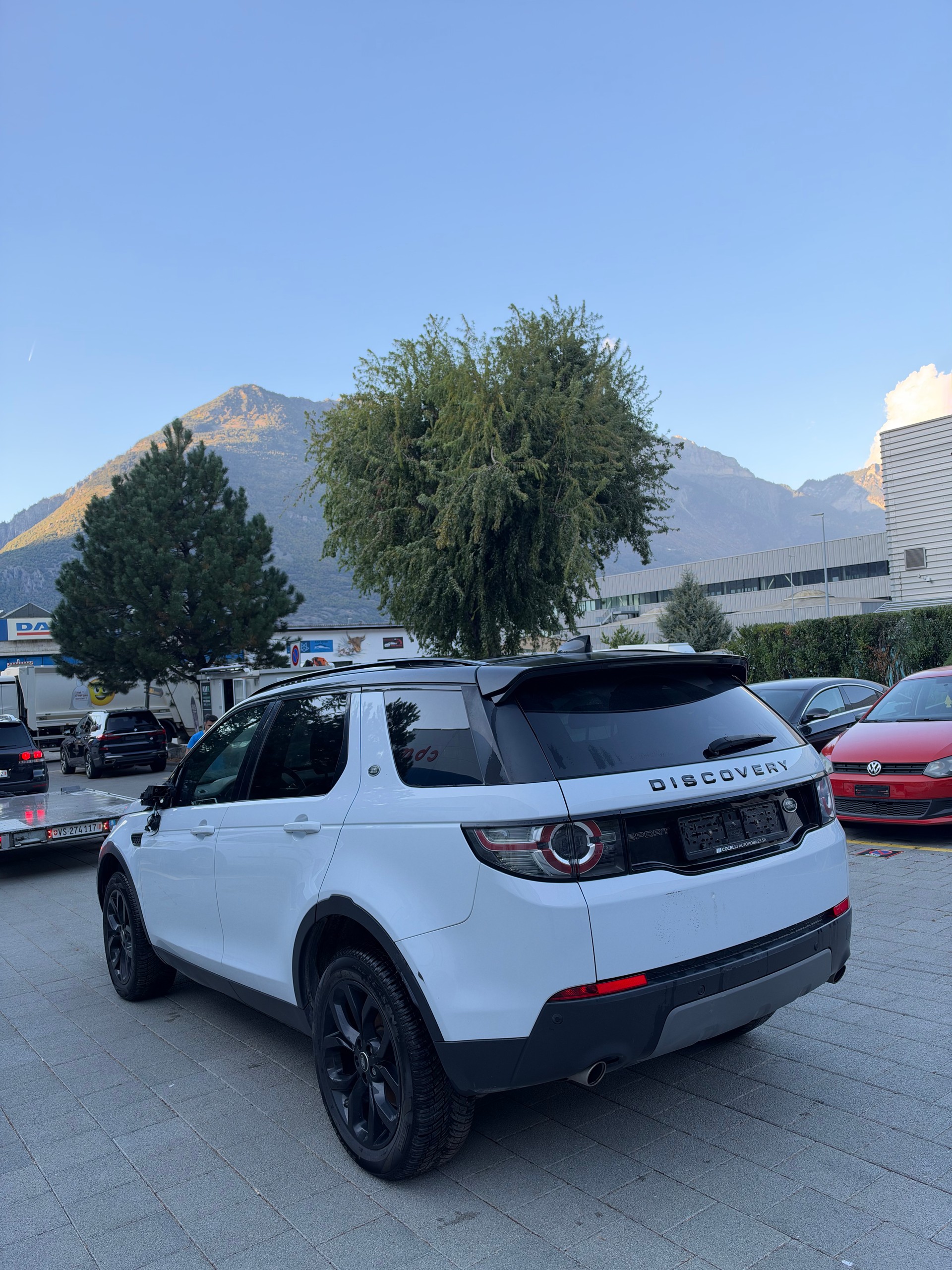 LAND ROVER Discovery Sport 2.0 TD4 HSE AT9-image-3