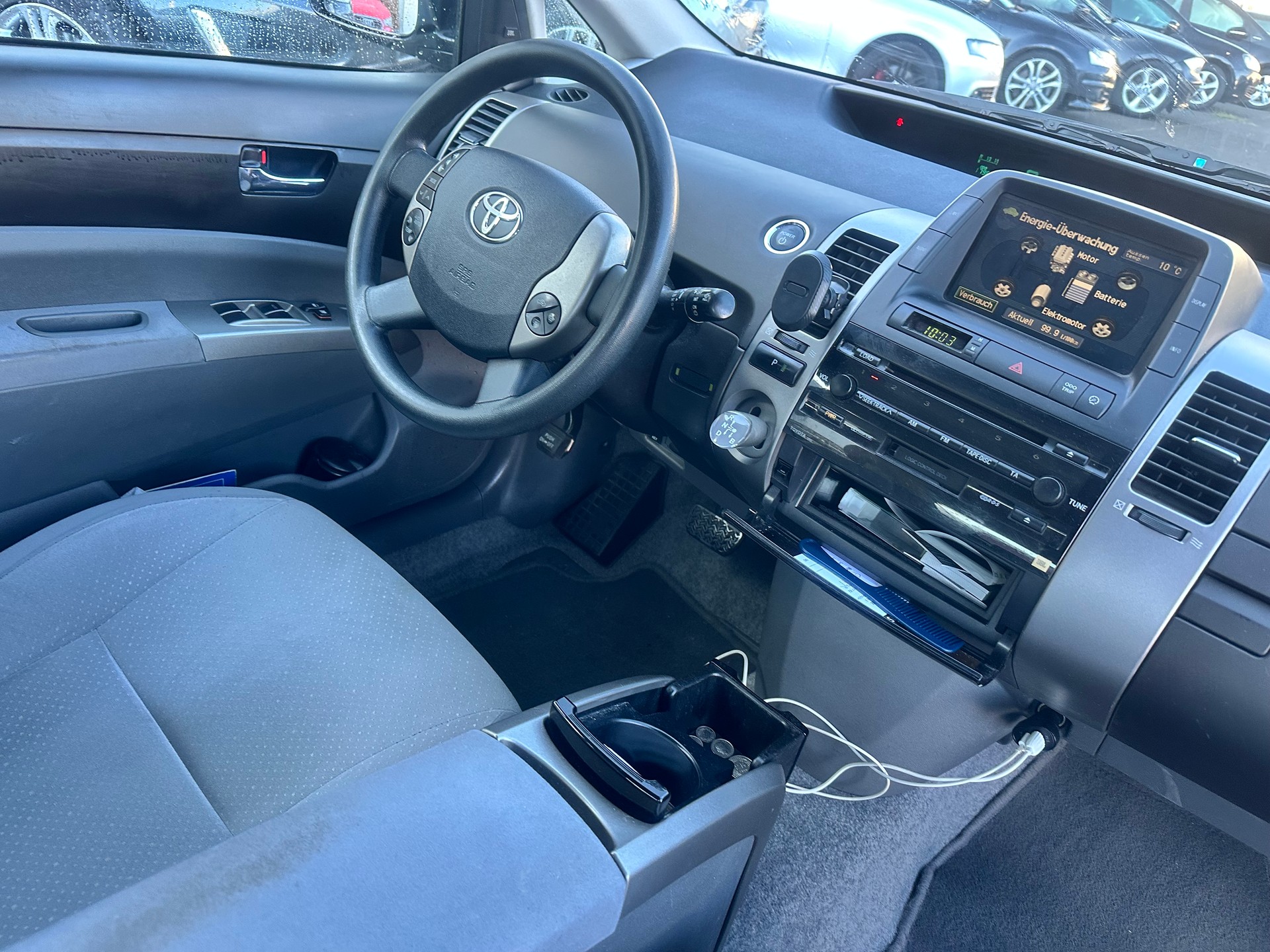 TOYOTA Prius 1.5 16V Hybrid-image-14