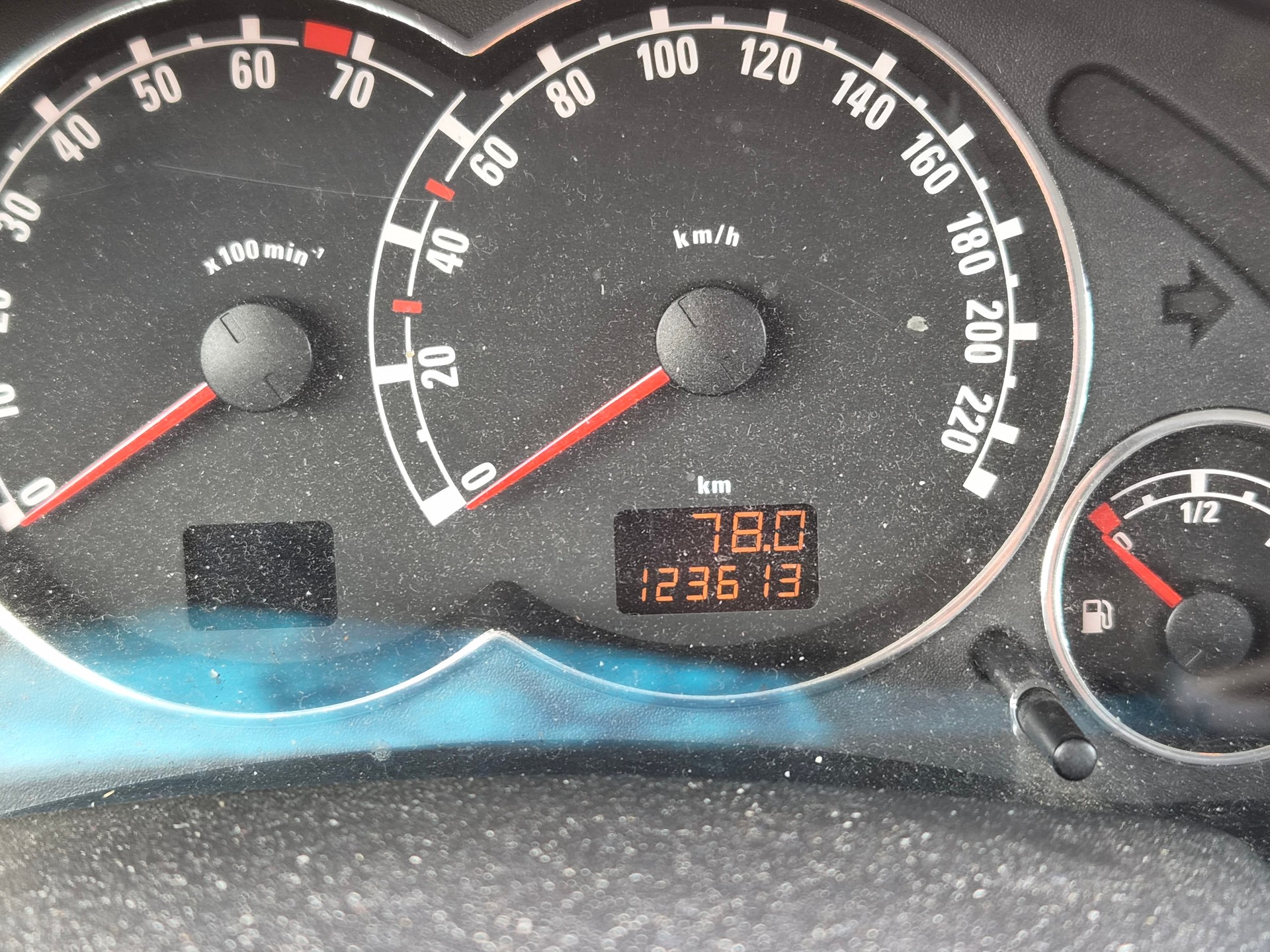 OPEL Meriva 1.6i-16 TP (Essentia)-image-10