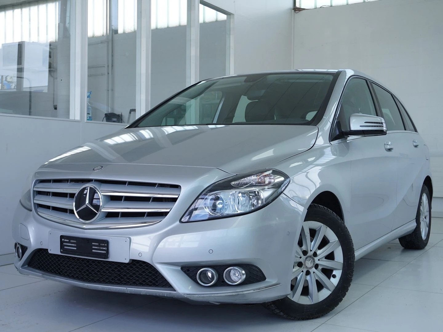MERCEDES-BENZ B 180 CDI