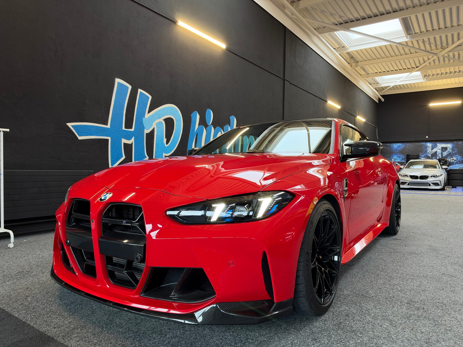 BMW M4 Coupé Competition / St.James red / Ceramic / Carbon-image-2