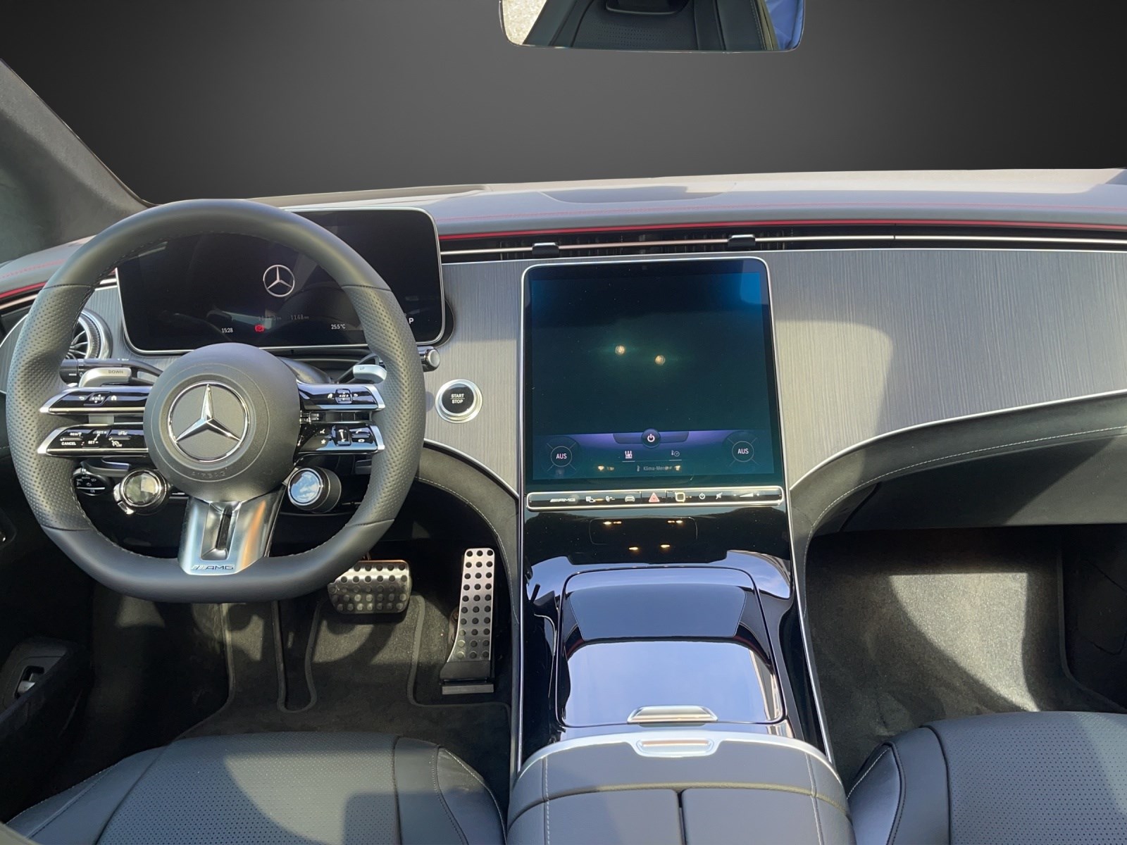 MERCEDES-BENZ EQE 43 AMG 4 Matic-image-9
