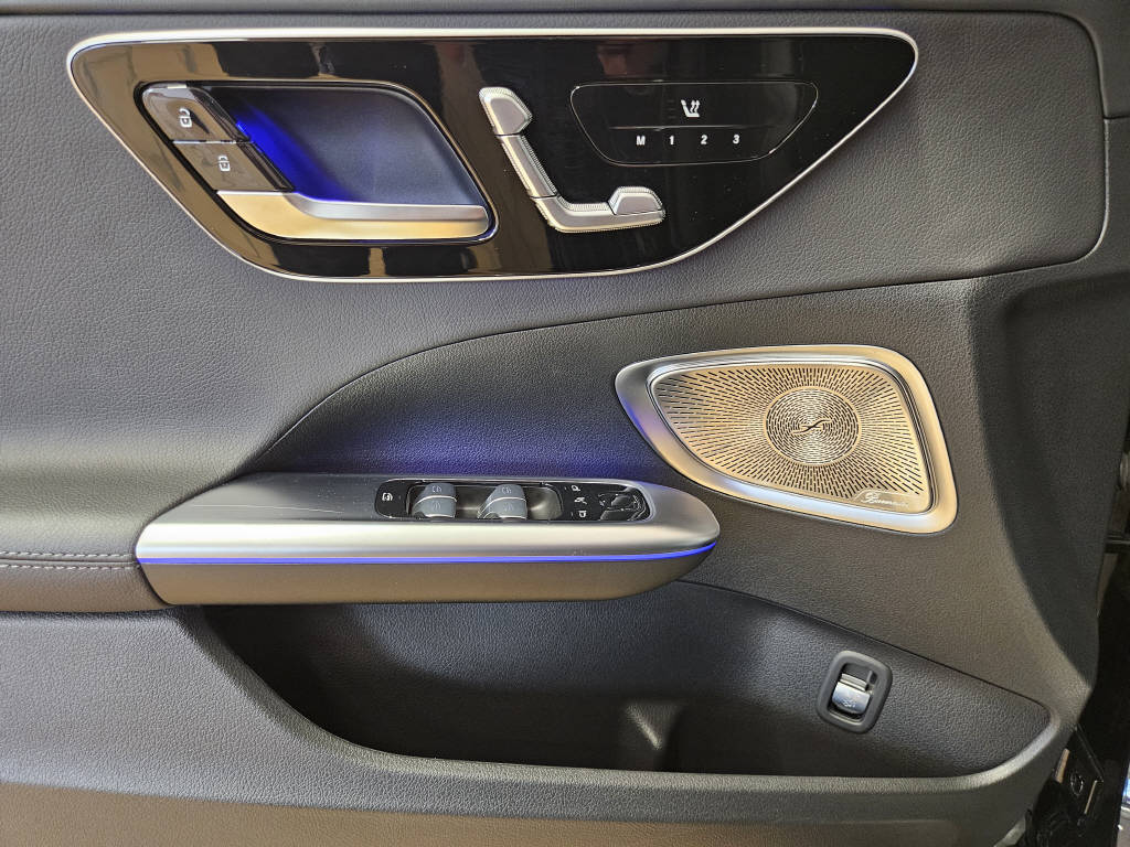 MERCEDES-BENZ C 220 d 4Matic Kombi AMG Line Swiss Star-image-9