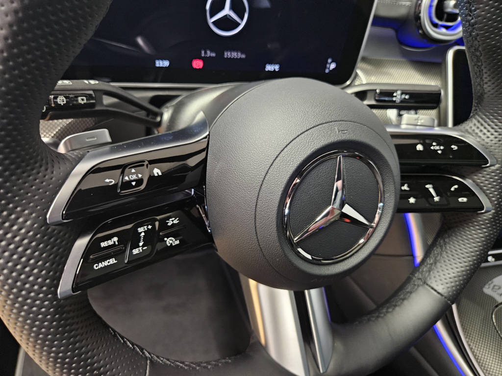 MERCEDES-BENZ C 220 d 4Matic Kombi AMG Line Swiss Star-image-8