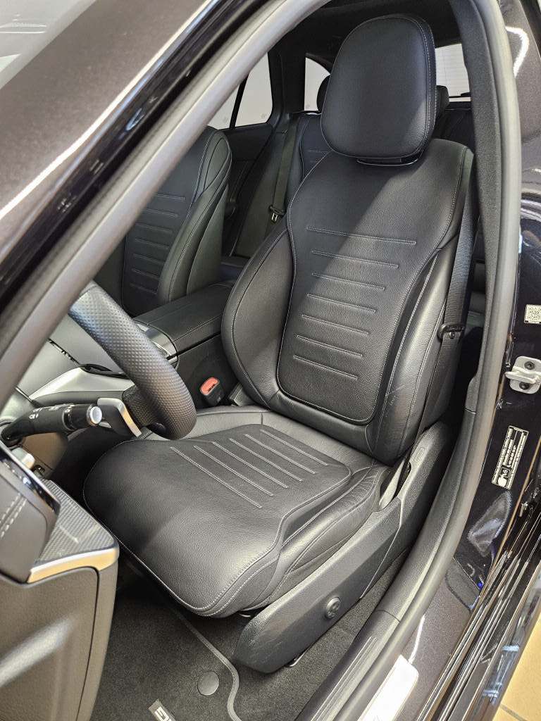 MERCEDES-BENZ C 220 d 4Matic Kombi AMG Line Swiss Star-image-5