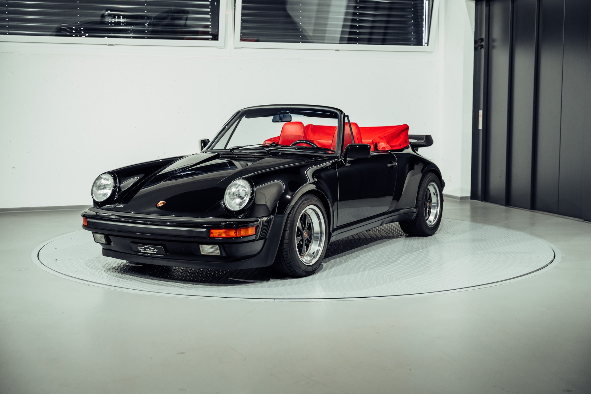PORSCHE 911 930 3.3 Turbo Cabrio