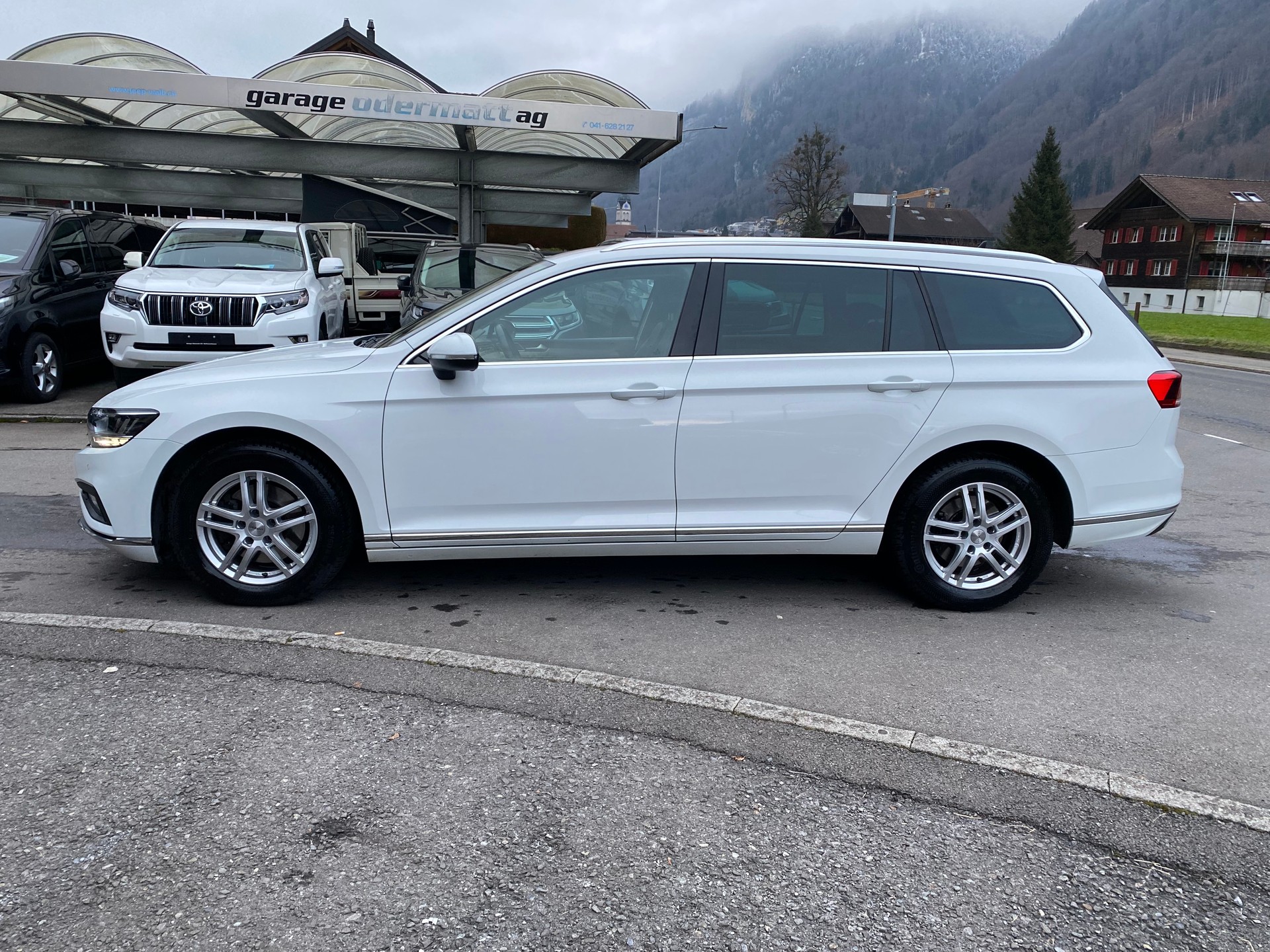 VW Passat 2.0 TDI BMT Elegance 4Motion DSG-image-0