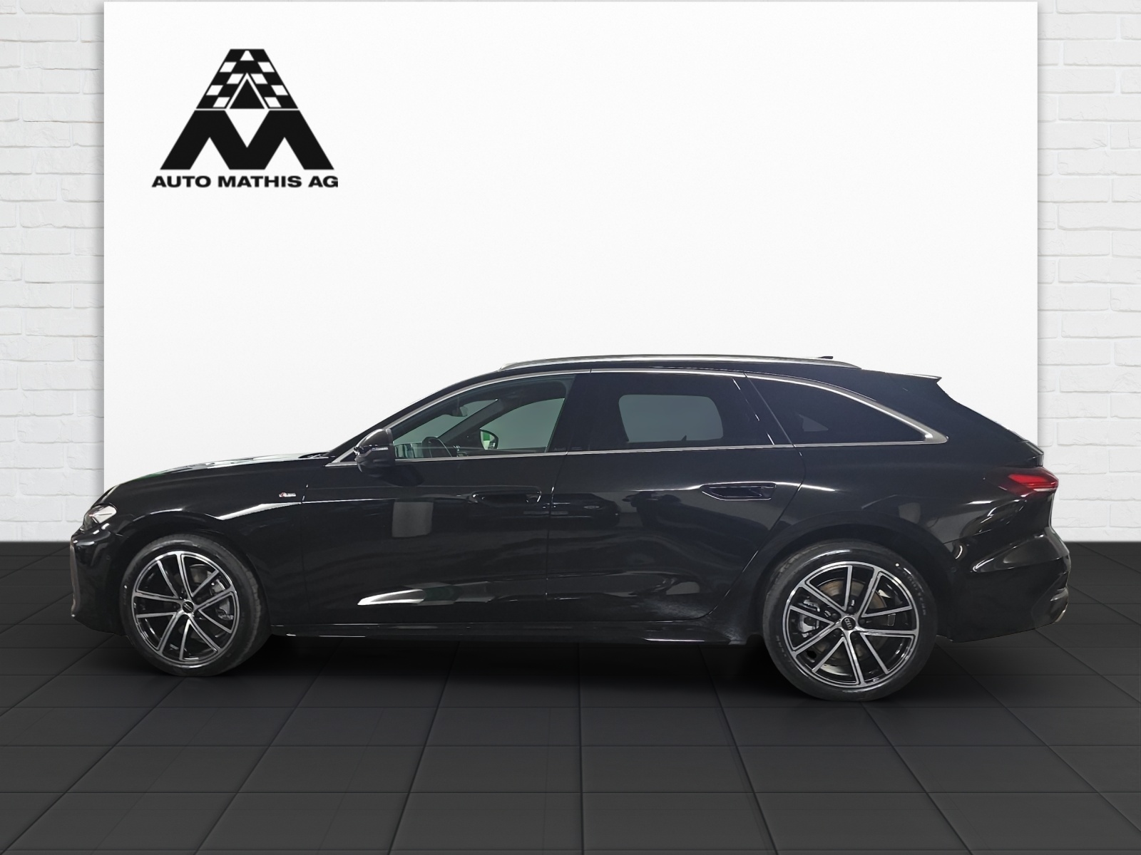 AUDI A5 Avant TDI quattro 150 kW Attraction S tronic-image-2