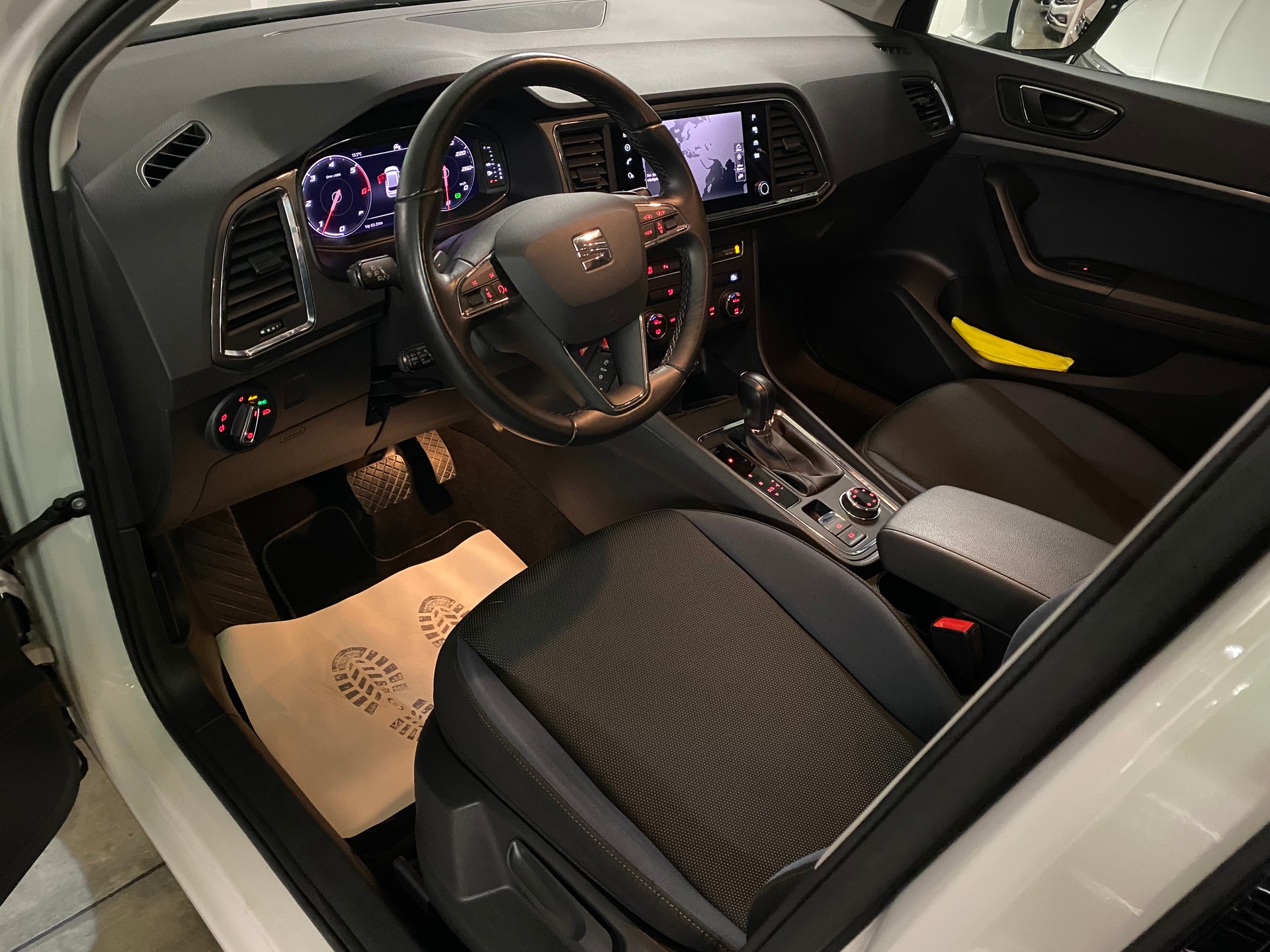 SEAT Ateca 2.0 TDI CR Style 4Drive DSG-image-9