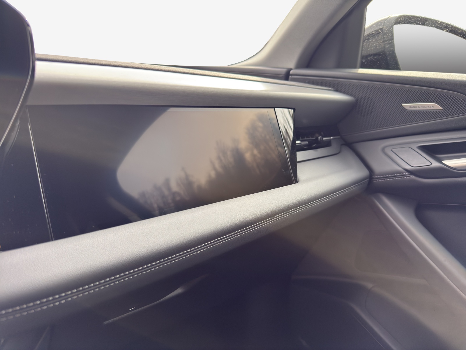 AUDI Q6 e-tron quattro-image-14