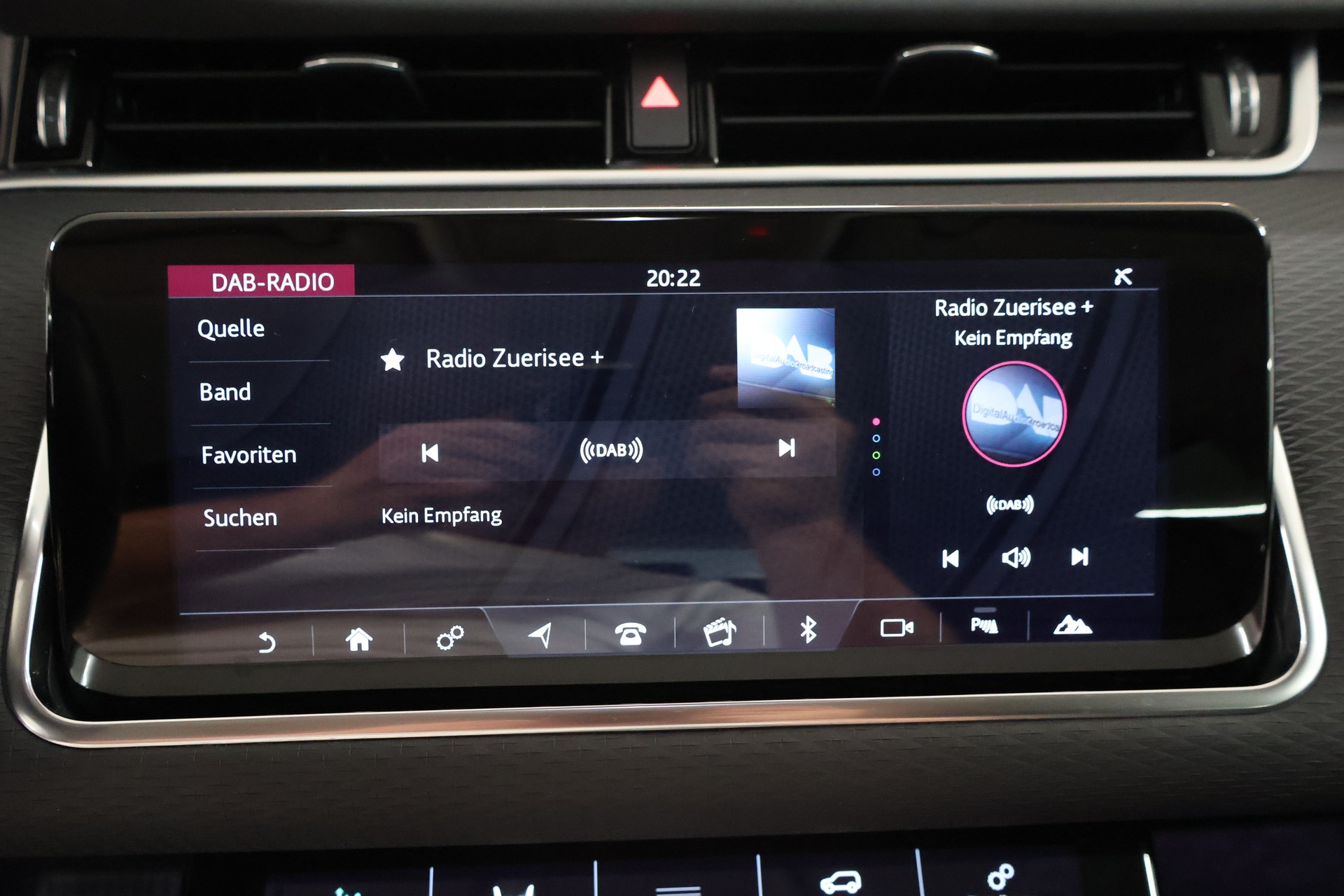 LAND ROVER Range Rover Evoque P 200 MHEV S AT9-image-24