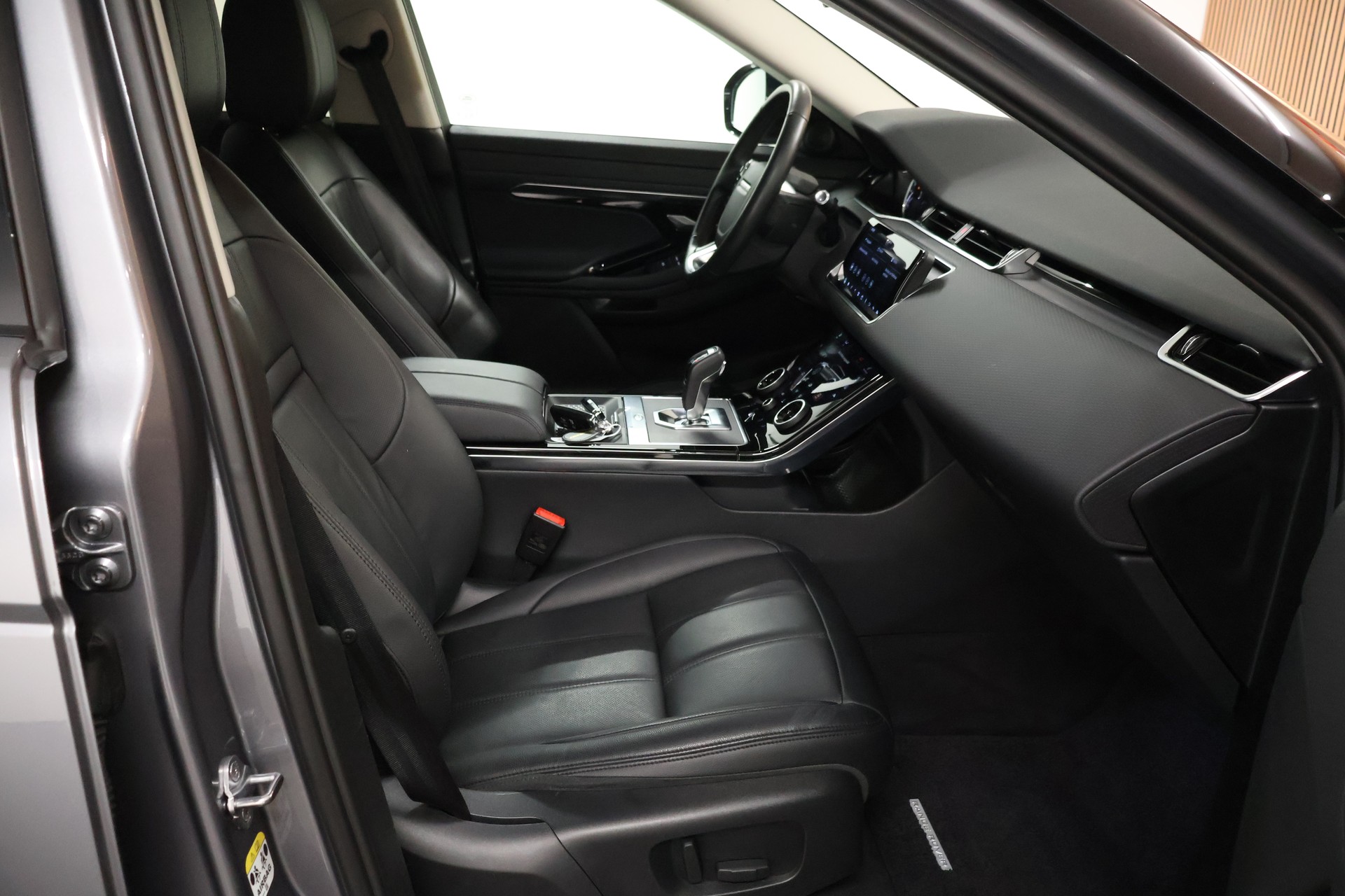 LAND ROVER Range Rover Evoque P 200 MHEV S AT9-image-13