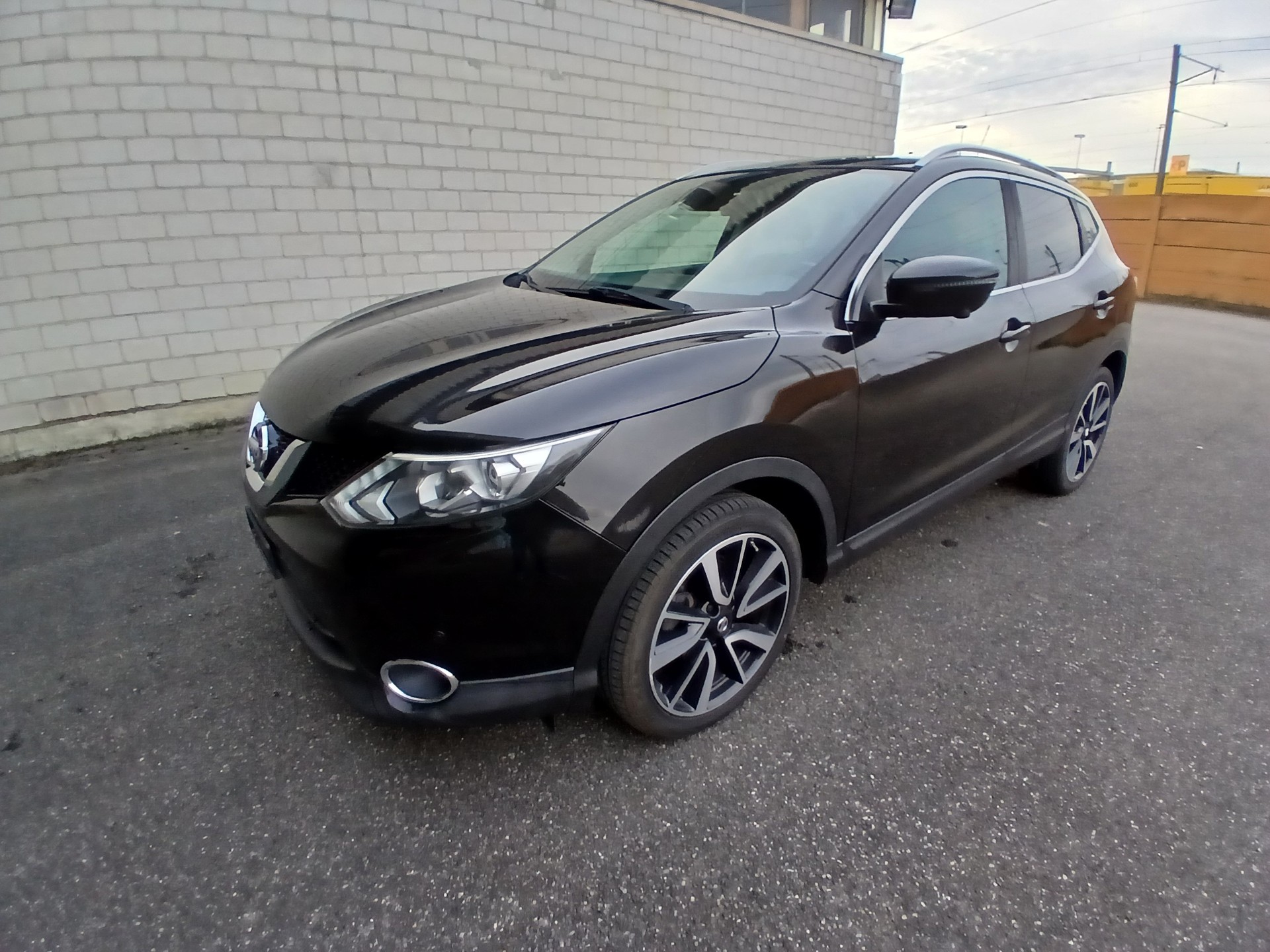 NISSAN Qashqai 1.2 DIG-T tekna Xtronic CVT-image-0
