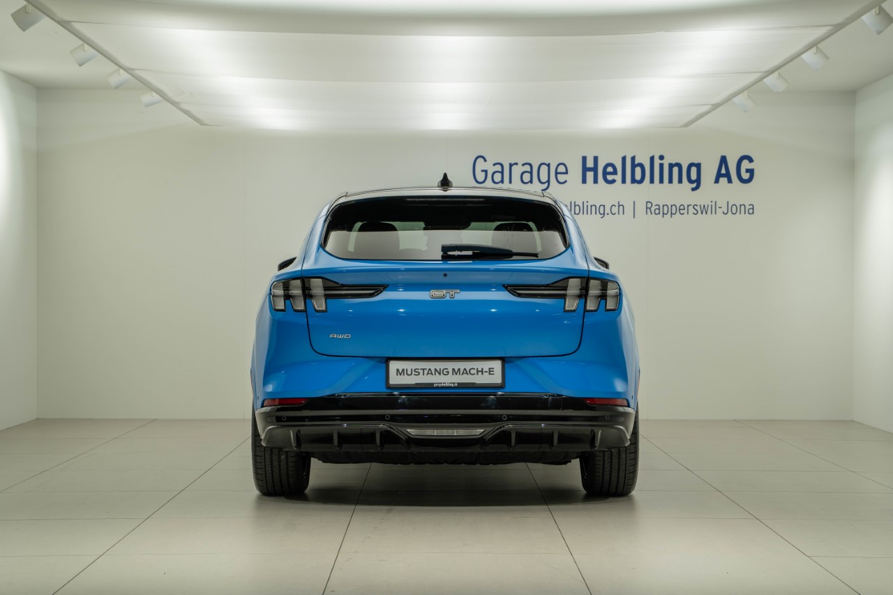 FORD Mustang Mach-E Extended GT AWD-showroom-element-3