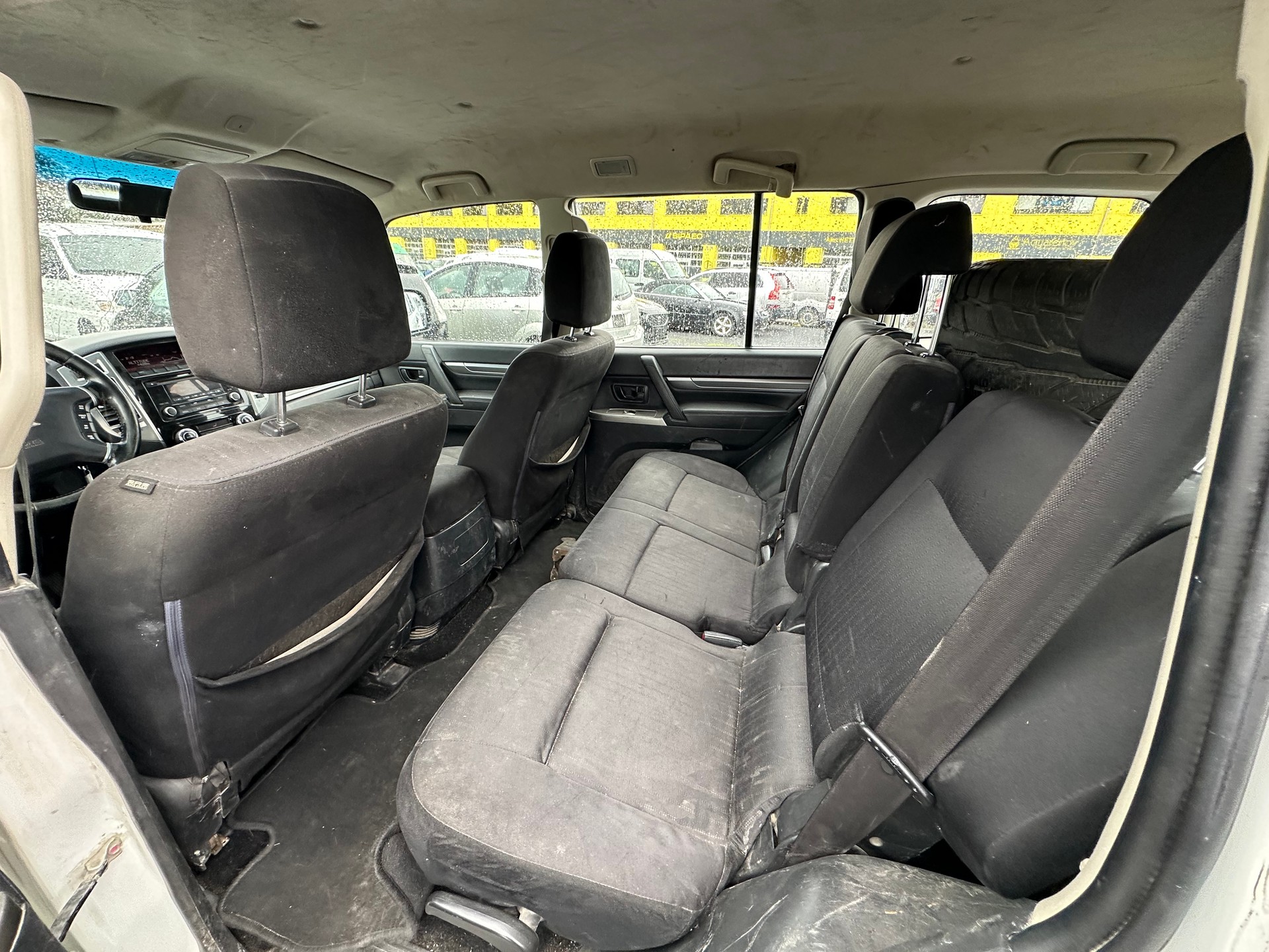 MITSUBISHI Pajero 3.2 DI-D Diamond Automatic-image-9