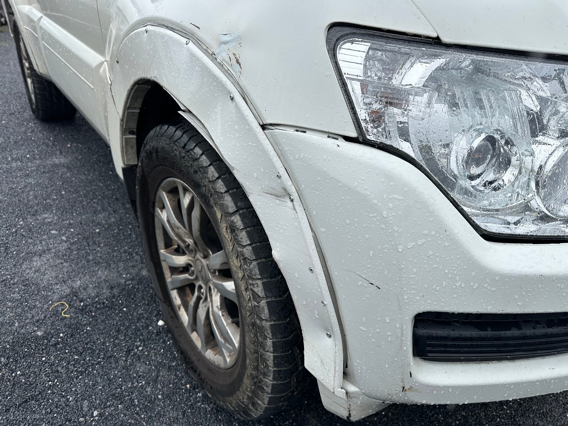 MITSUBISHI Pajero 3.2 DI-D Diamond Automatic-image-1