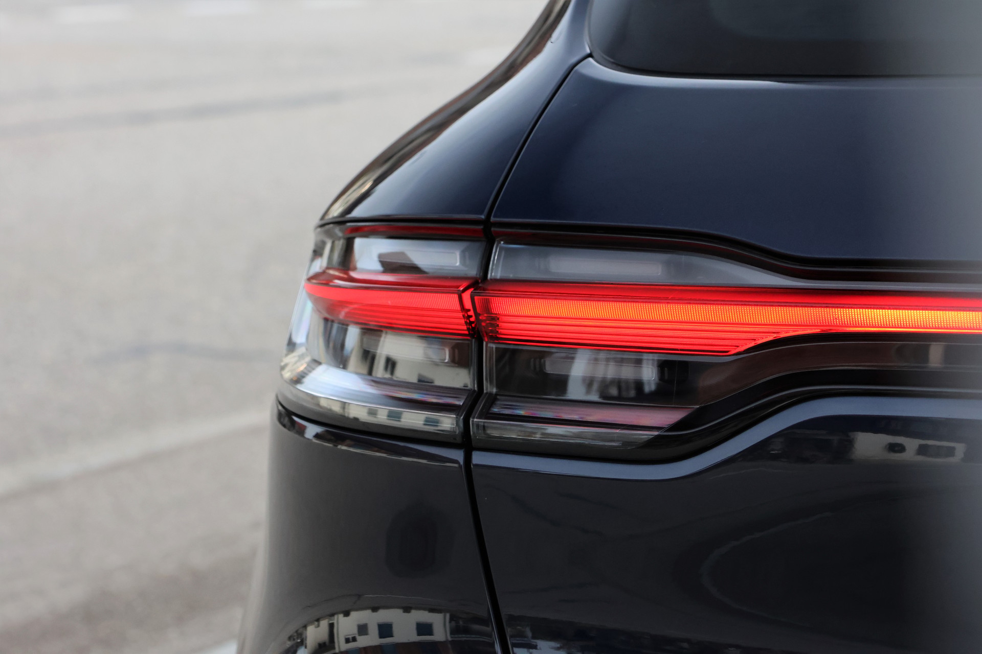 PORSCHE Macan Turbo PDK (CH)-image-4